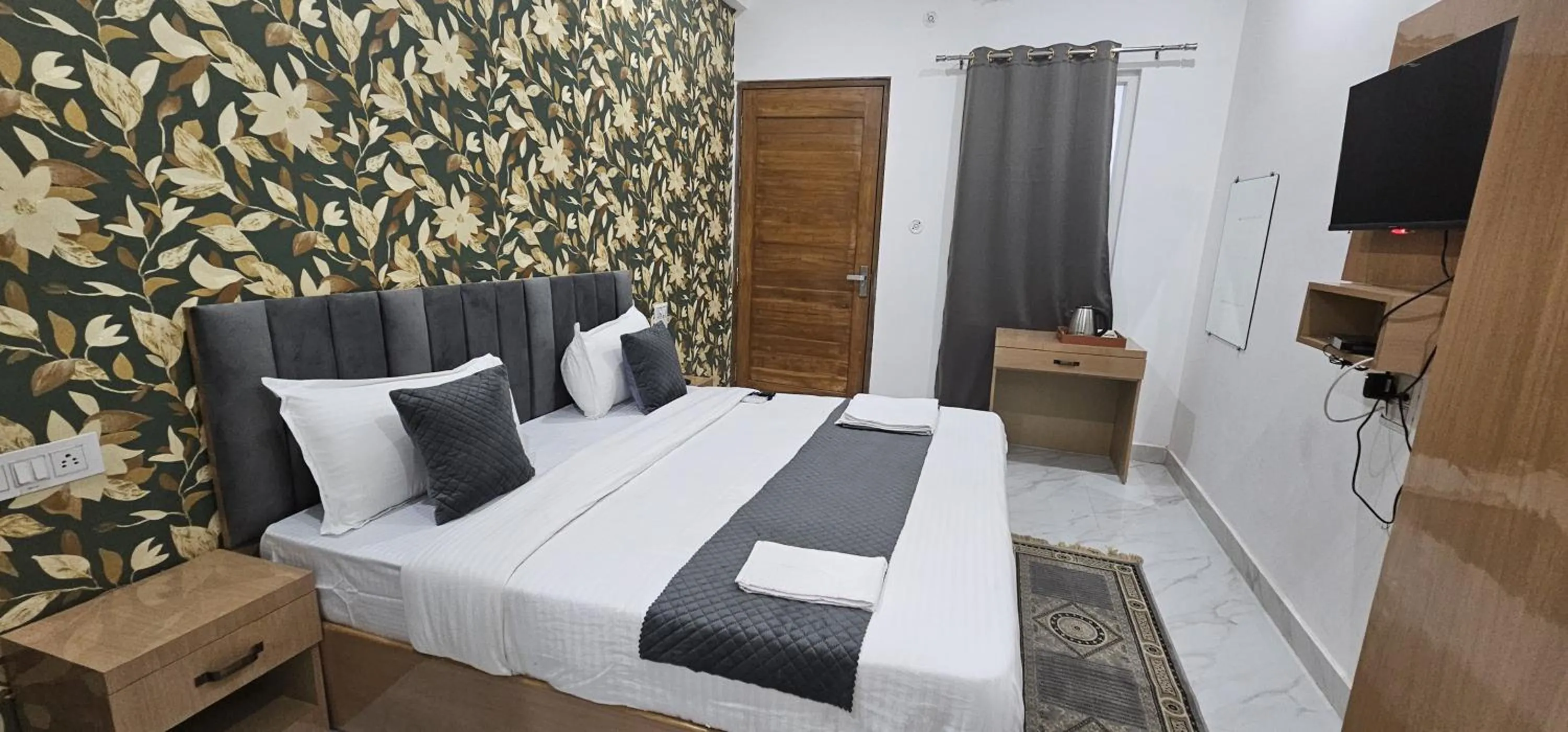 Hotel Legacy