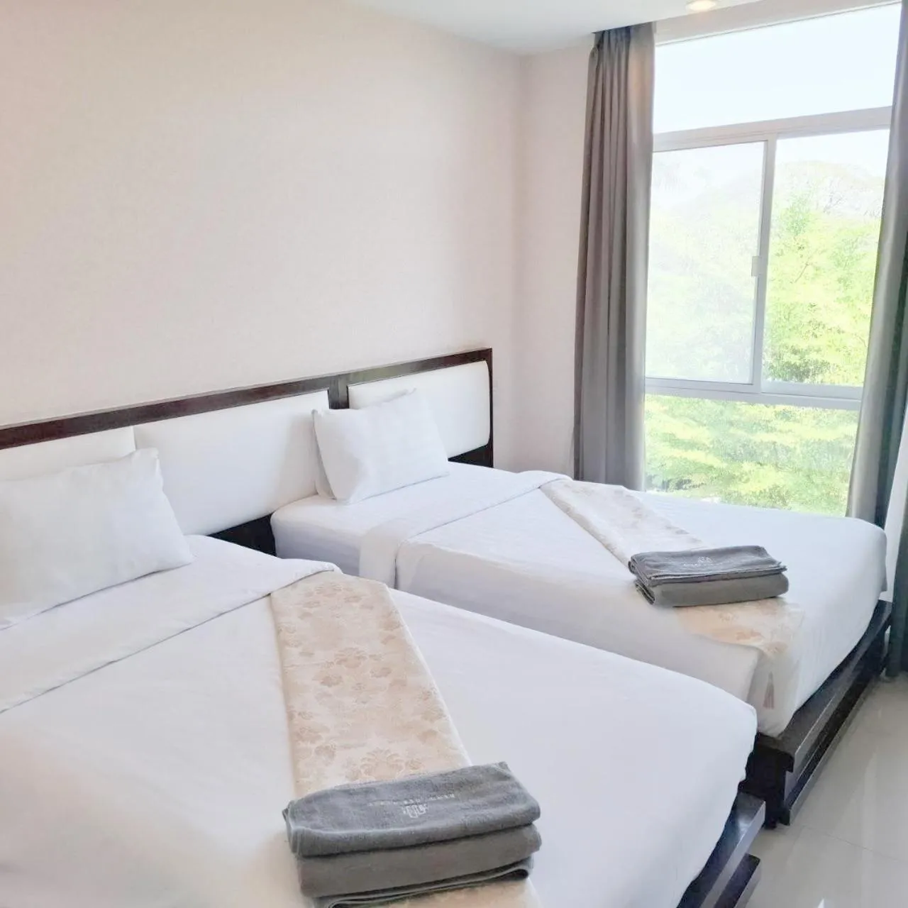 Bed in Herry Residence