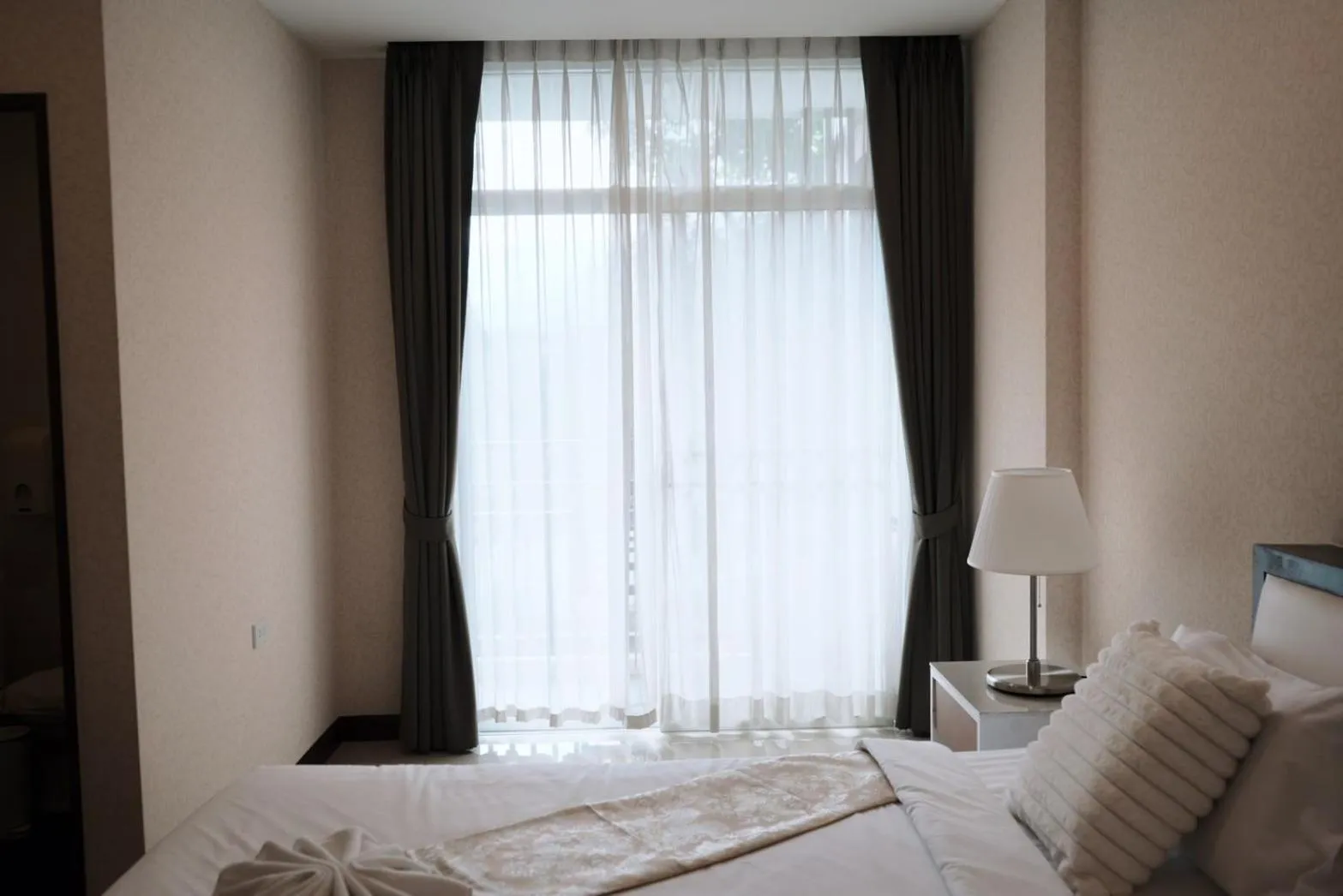 Photo of the whole room, Bed in Herry Residence