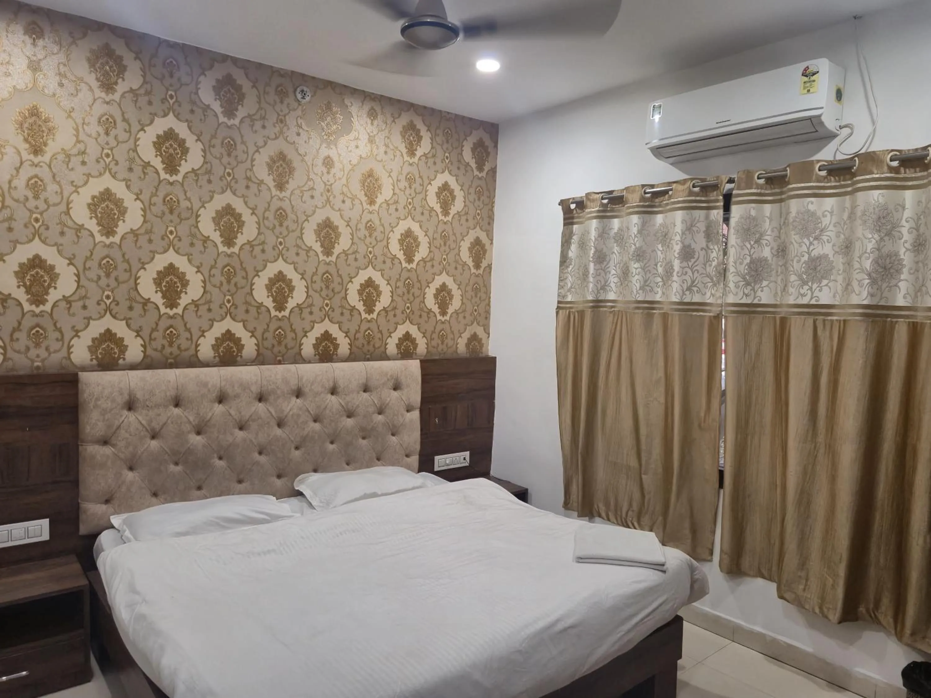 Bedroom in JK Residency