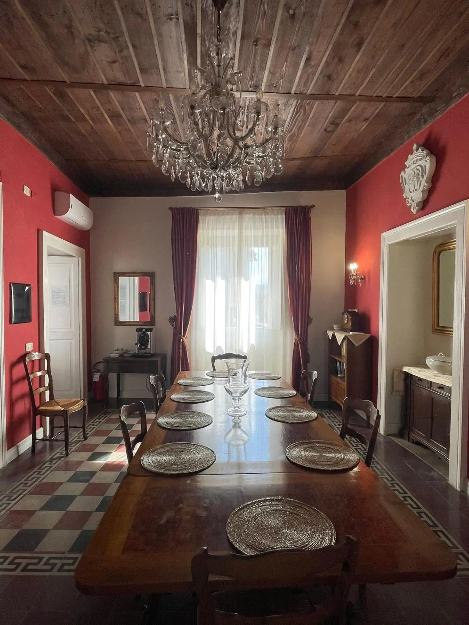 Restaurant/places to eat in Palazzo Toraldo di Francia Restaurant/places to eat in Palazzo Toraldo di Francia