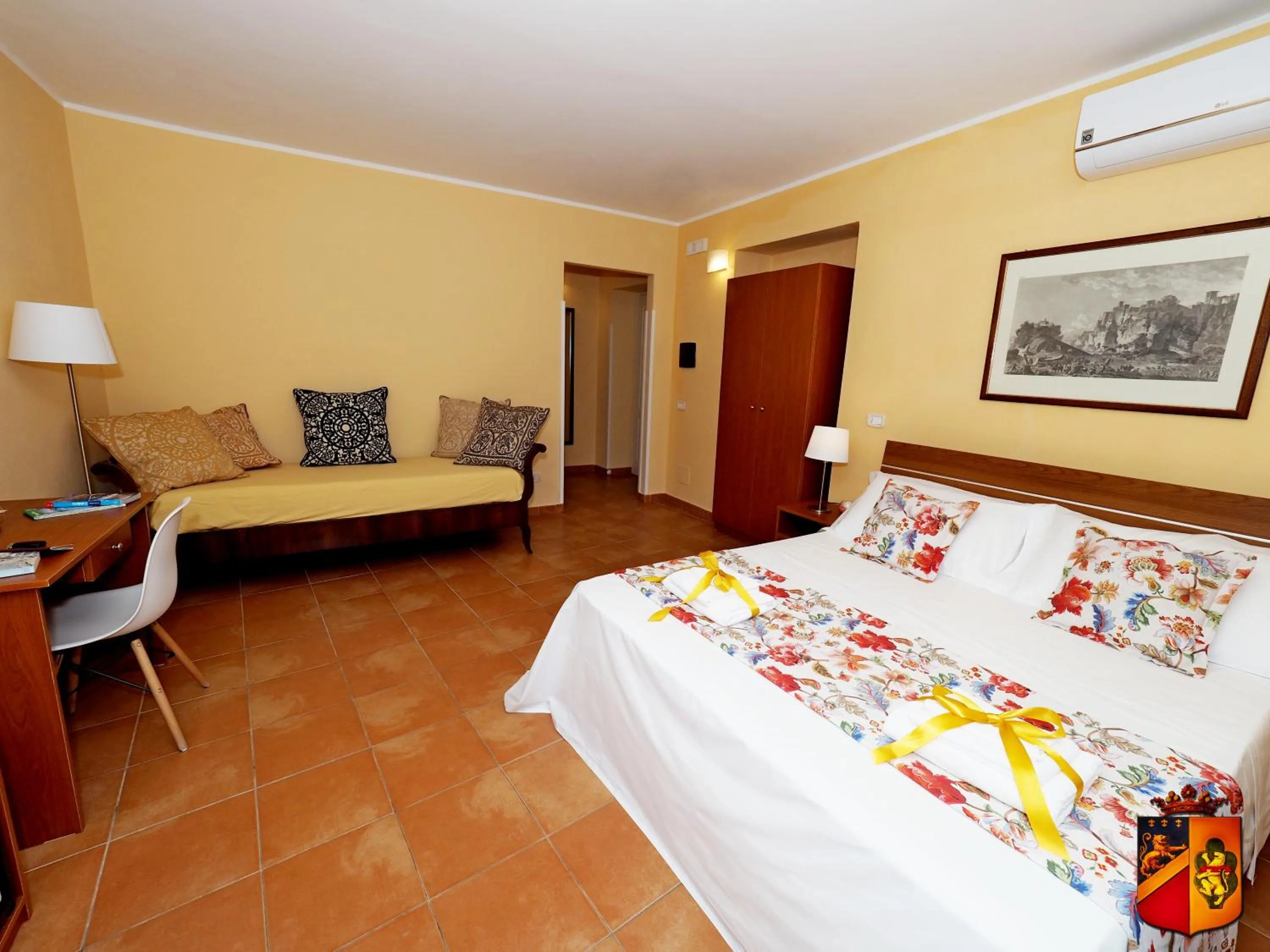 Bedroom, Bed in Palazzo Toraldo di Francia