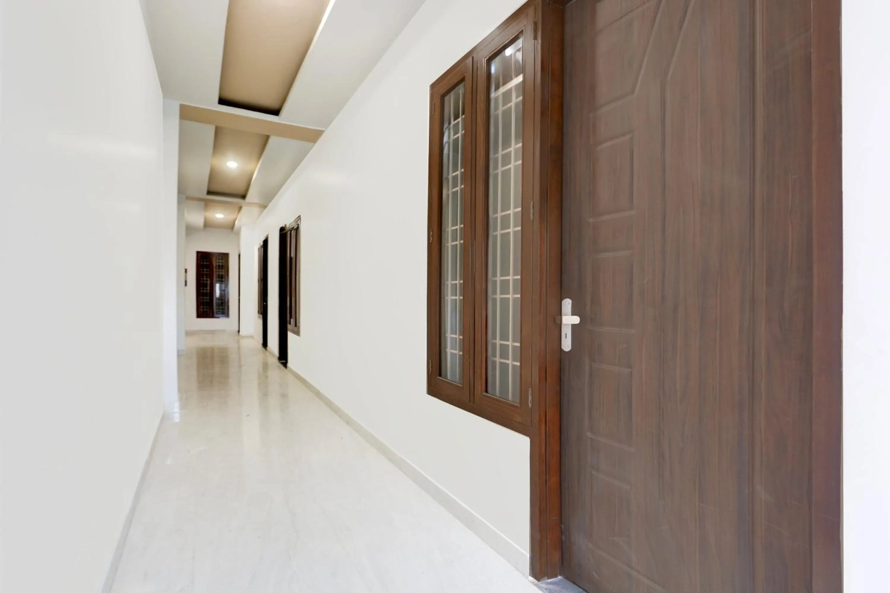 Lobby or reception in Super Hotel O Bareilly Near Satellite Bus Stand