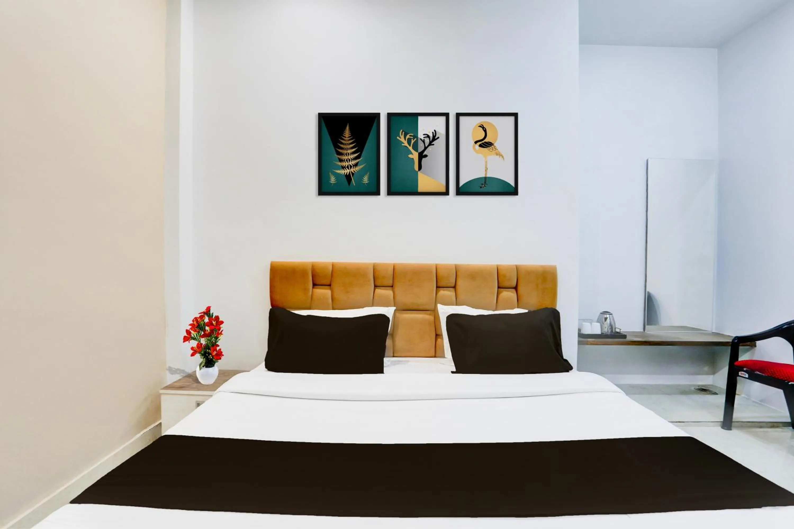 Bedroom, Bed in Super Hotel O Bareilly Near Satellite Bus Stand