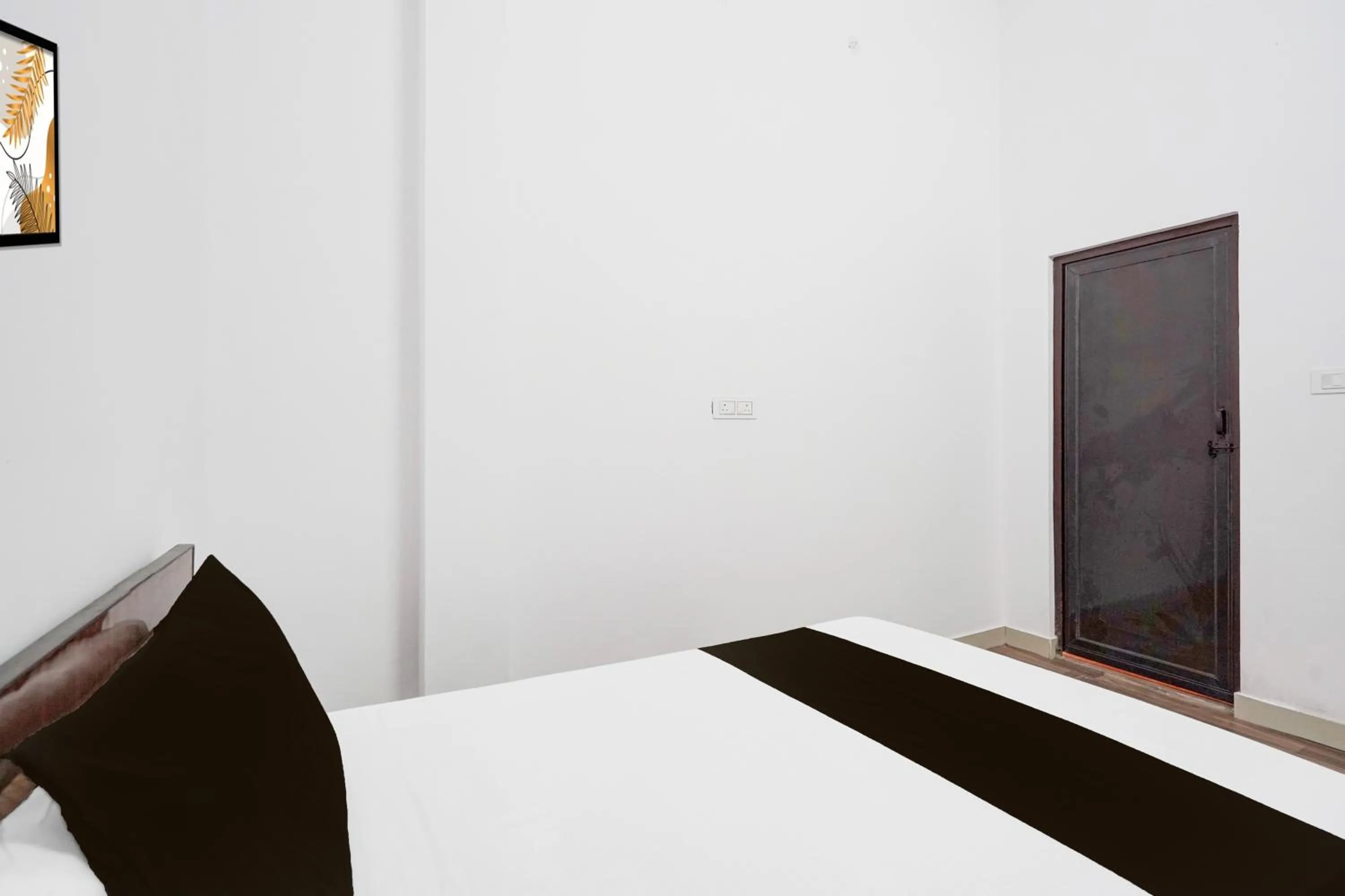 Bedroom in Hotel O Samrat palace