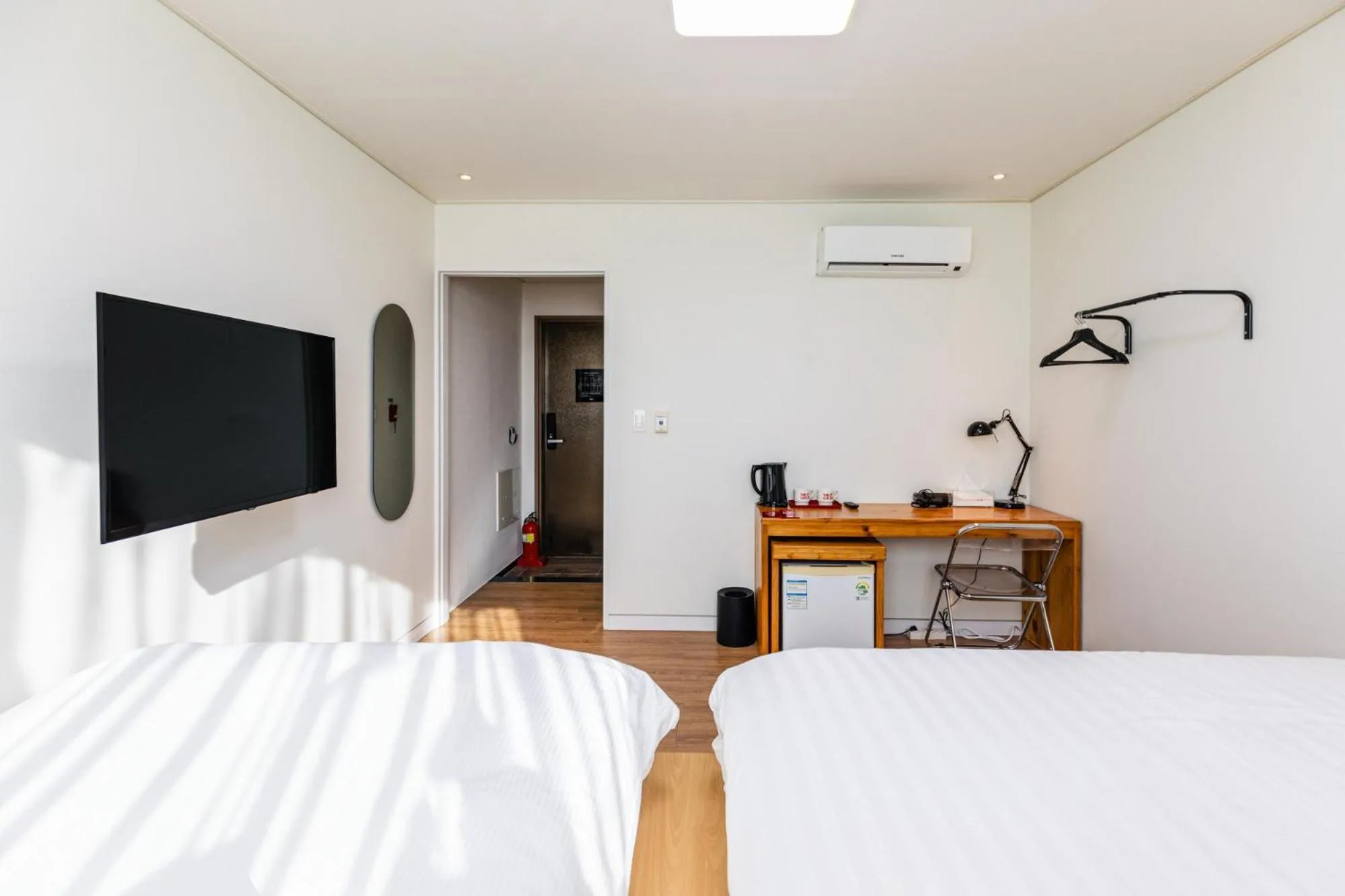 air conditioner, Bed in Dodubong Stay Hotel