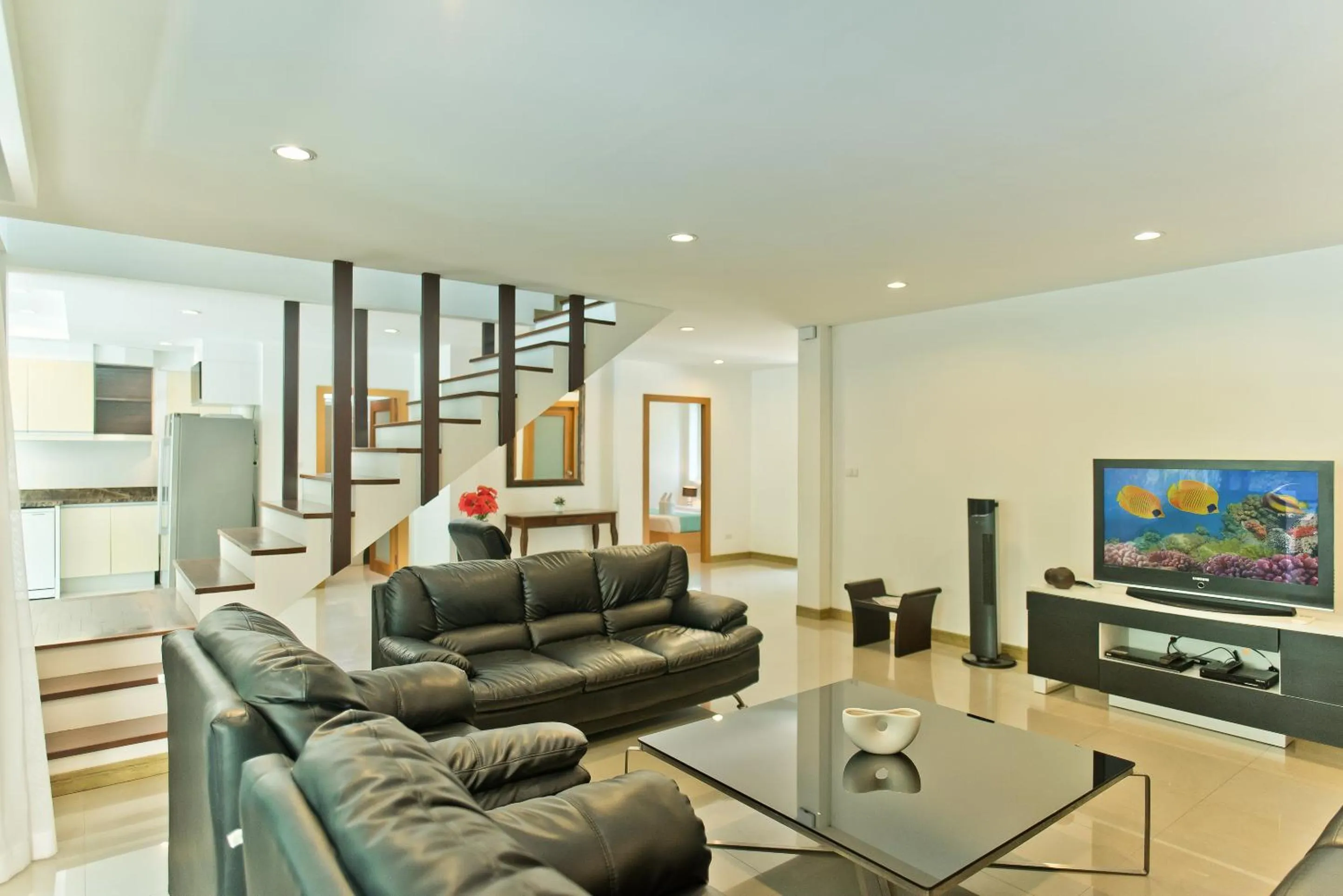 TV and multimedia in Tropicana Pool Villa