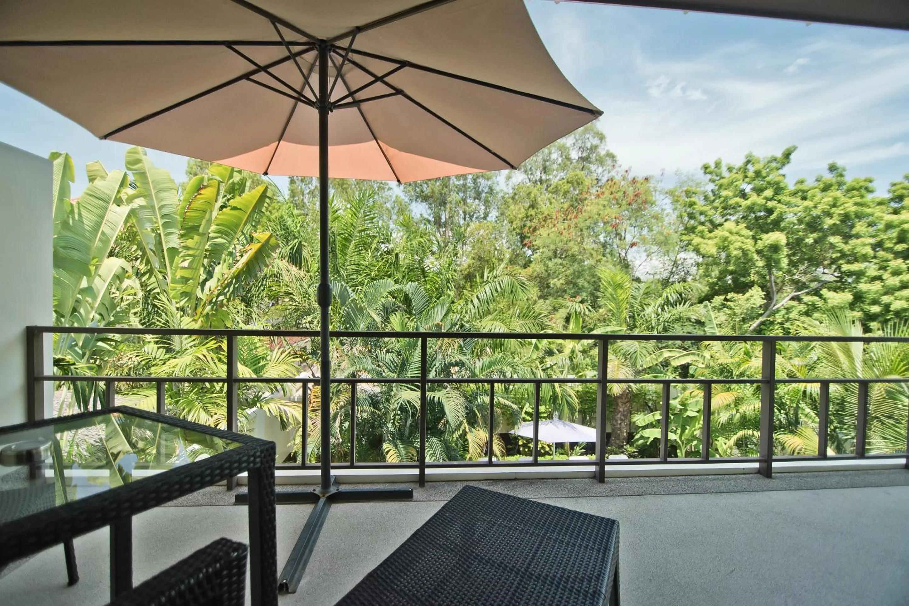 Balcony/Terrace in Tropicana Pool Villa