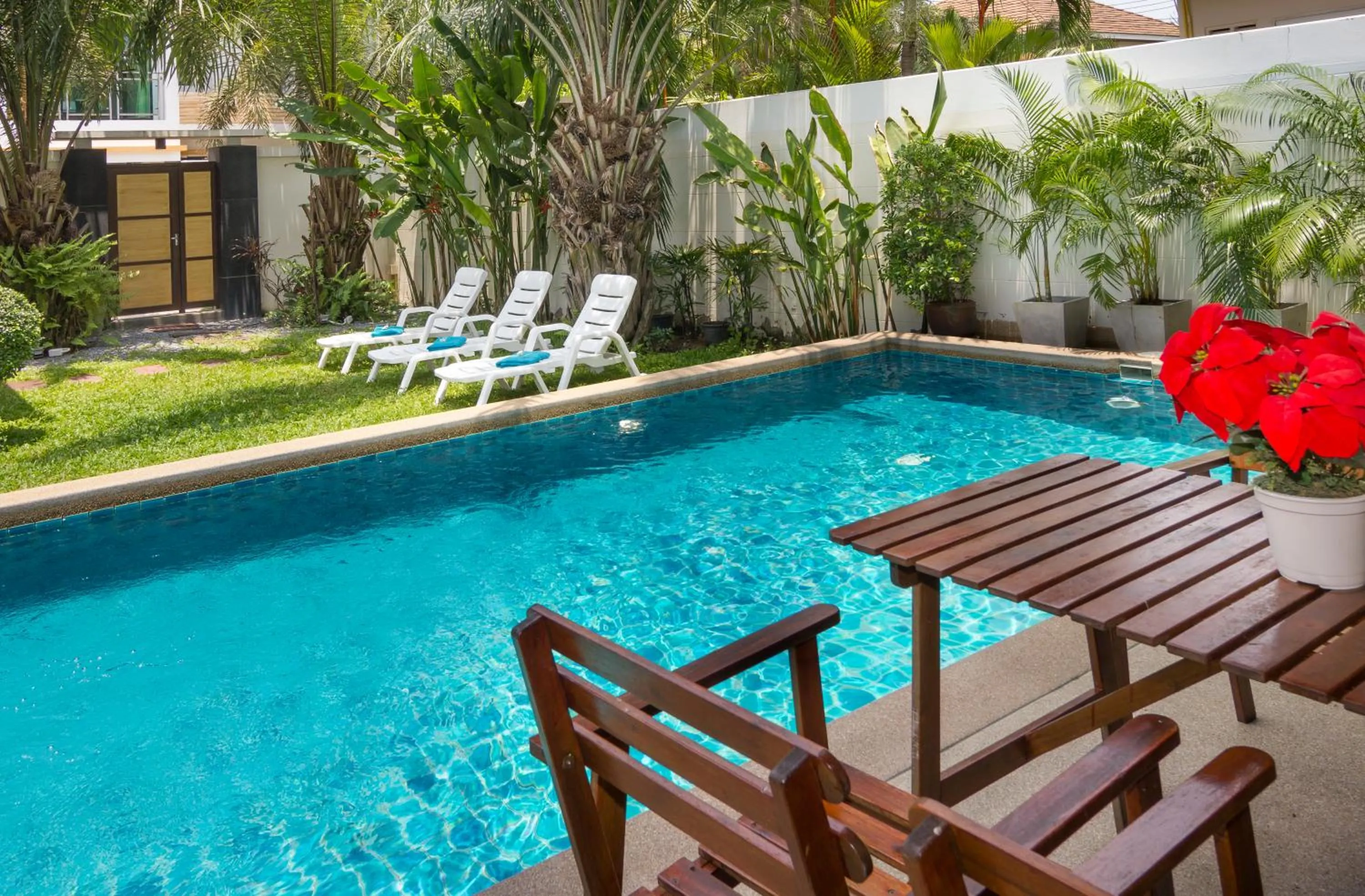 Swimming pool in Tropicana Pool Villa