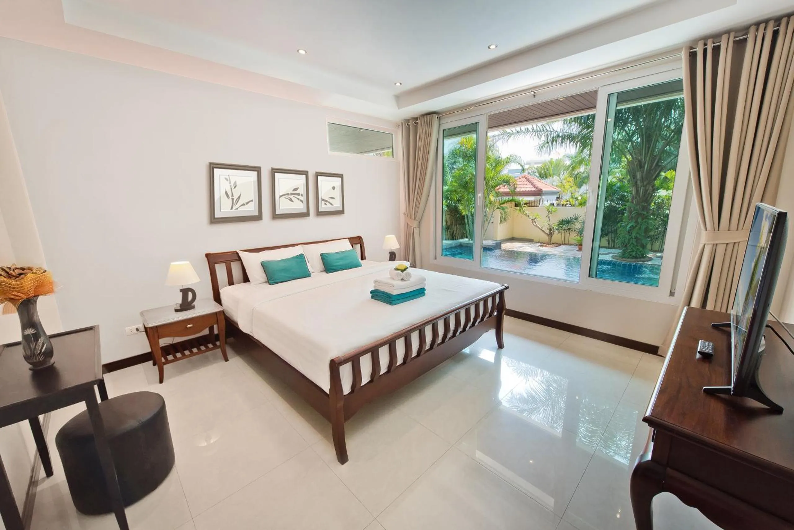 Photo of the whole room, Bed in Tropicana Pool Villa