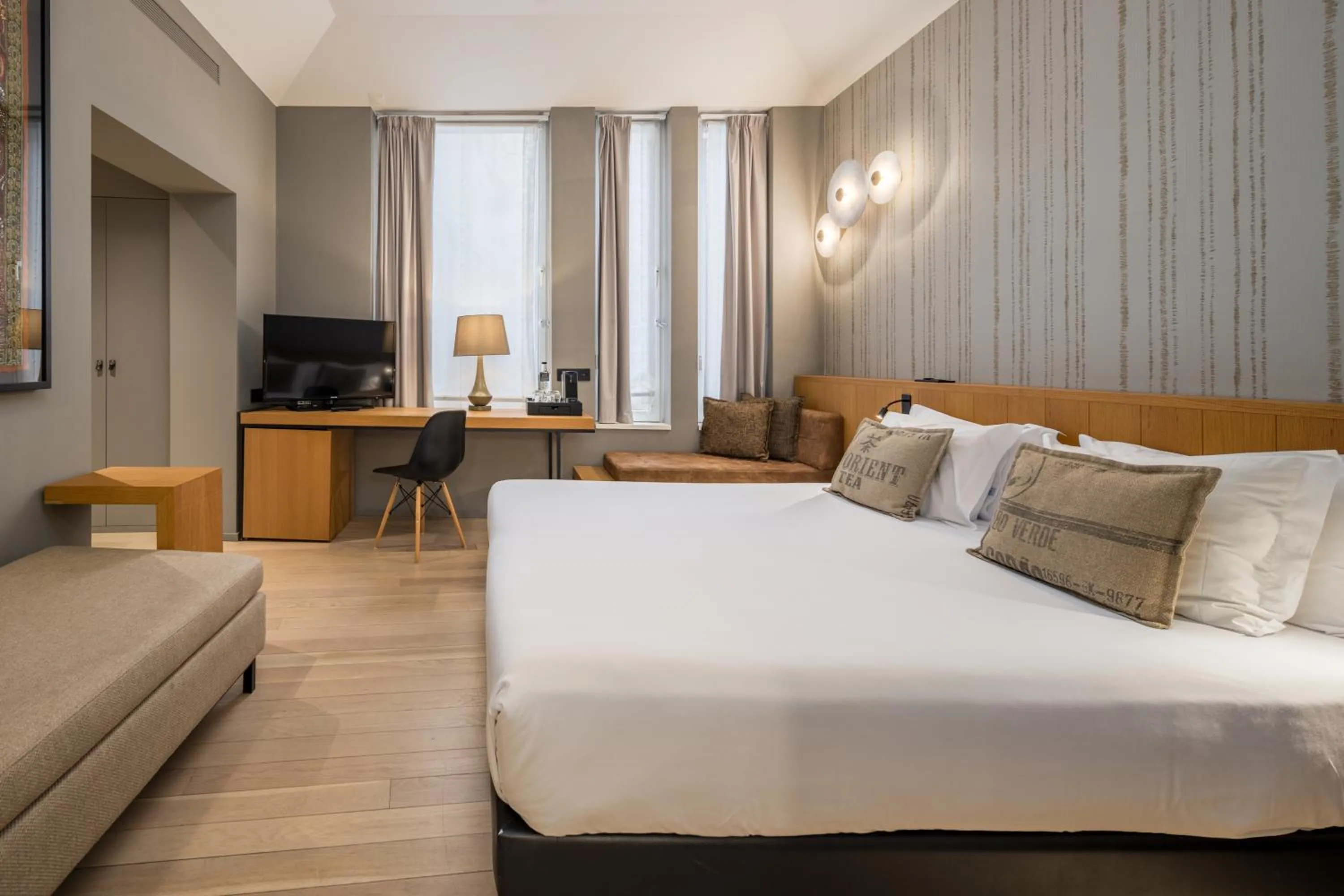 Bedroom, Bed in Descobertas Boutique Hotel by Aspasios