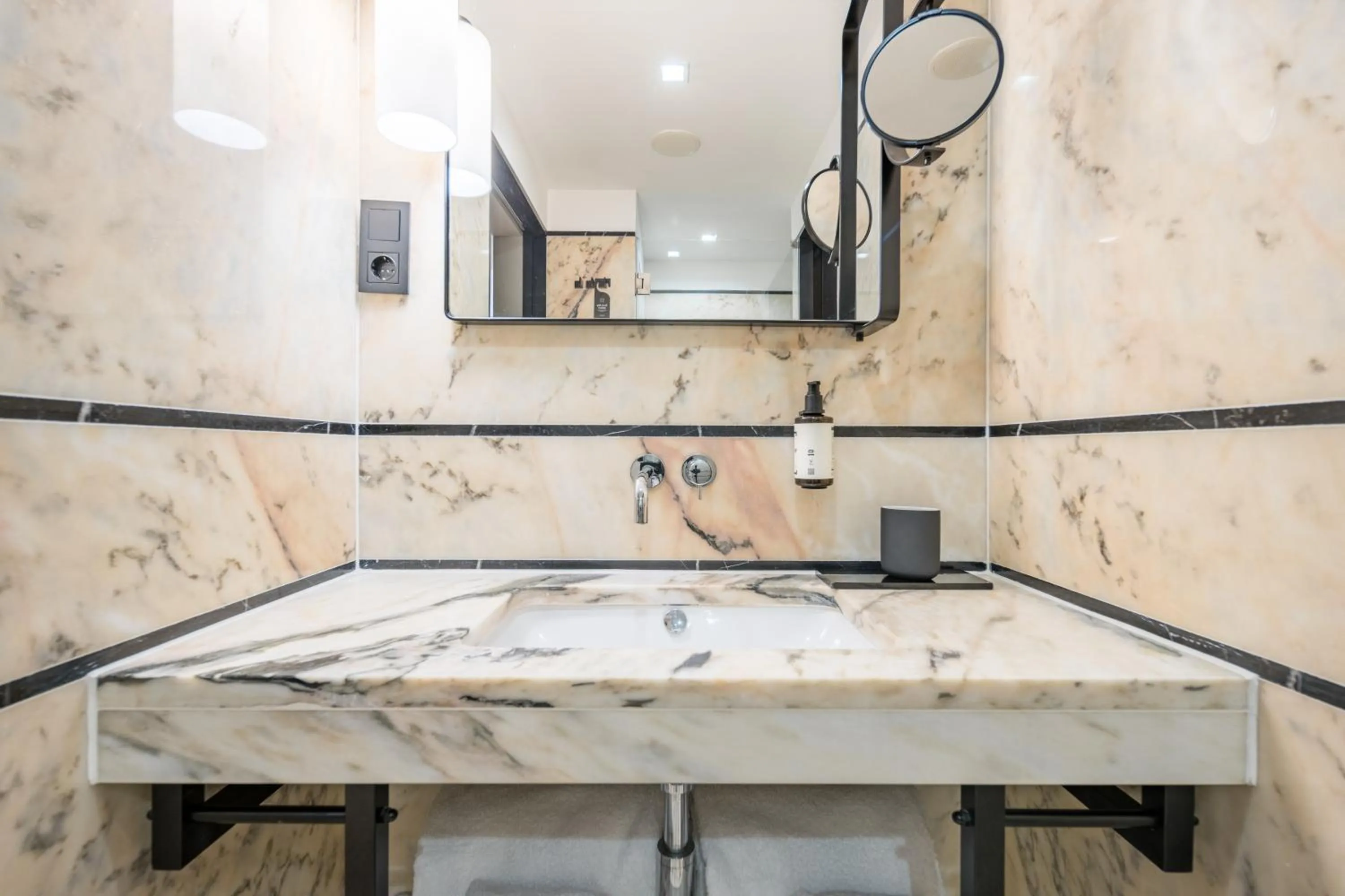 Bathroom in Descobertas Boutique Hotel by Aspasios