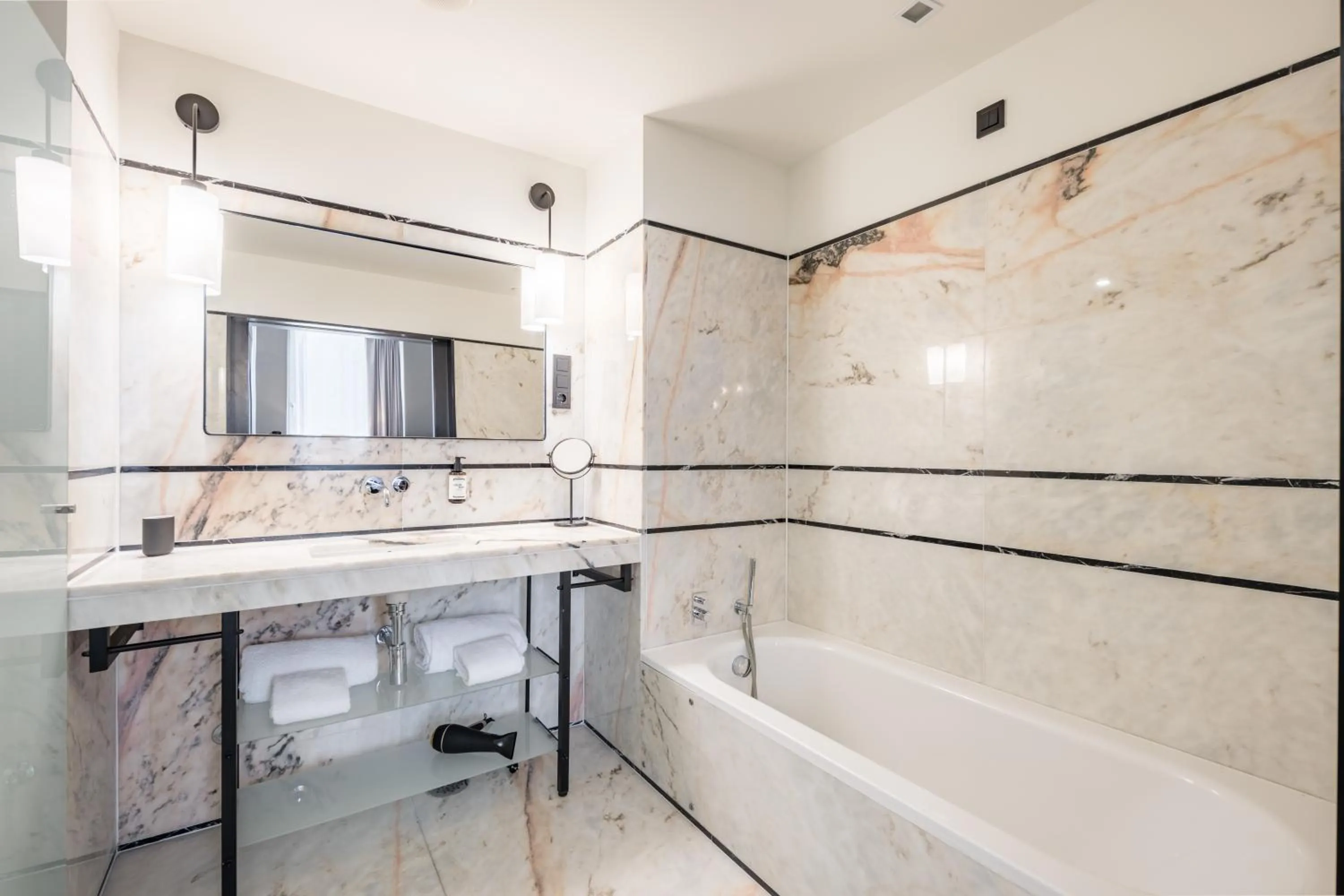 Bathroom in Descobertas Boutique Hotel by Aspasios