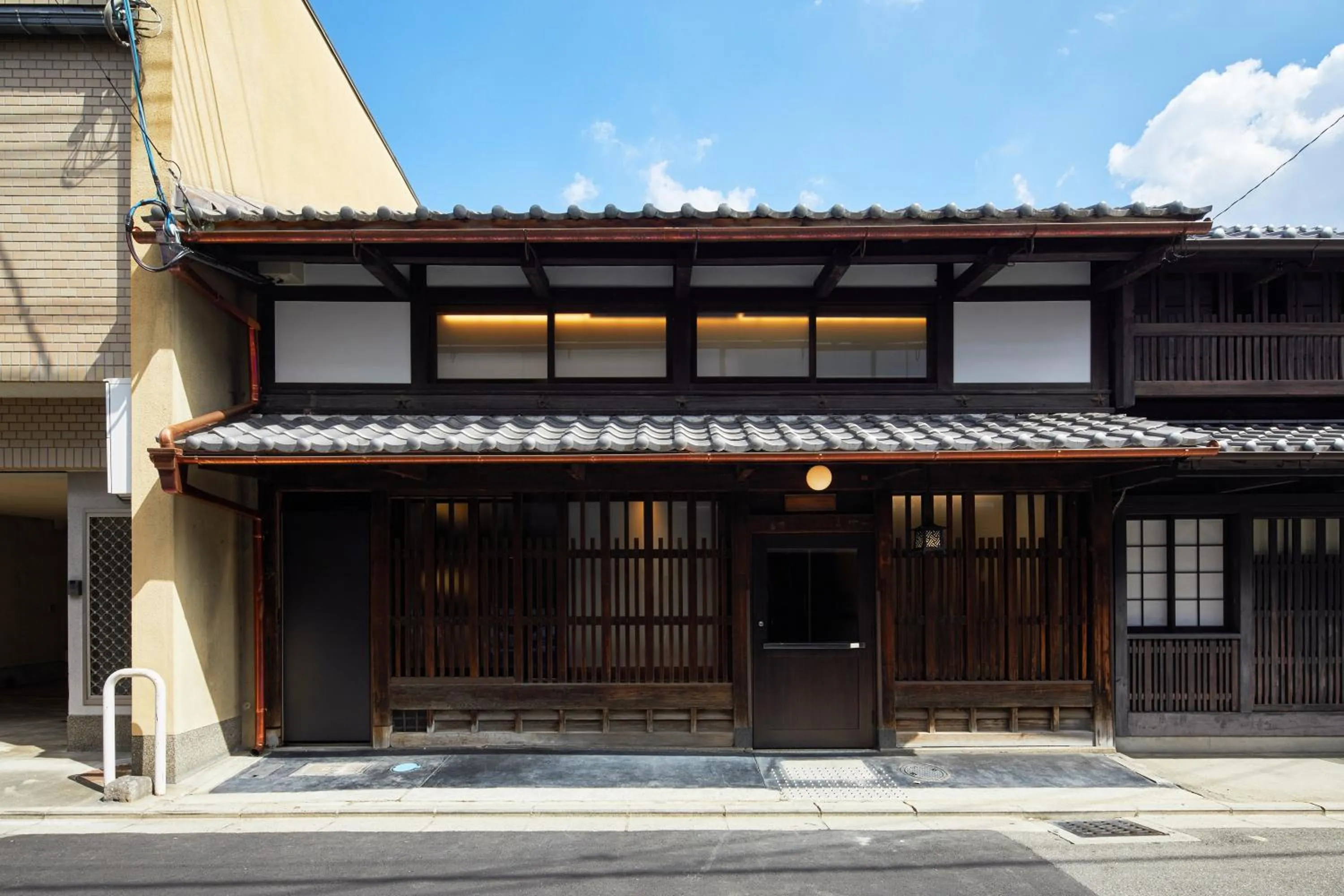 Facade/entrance in Enso Machiya