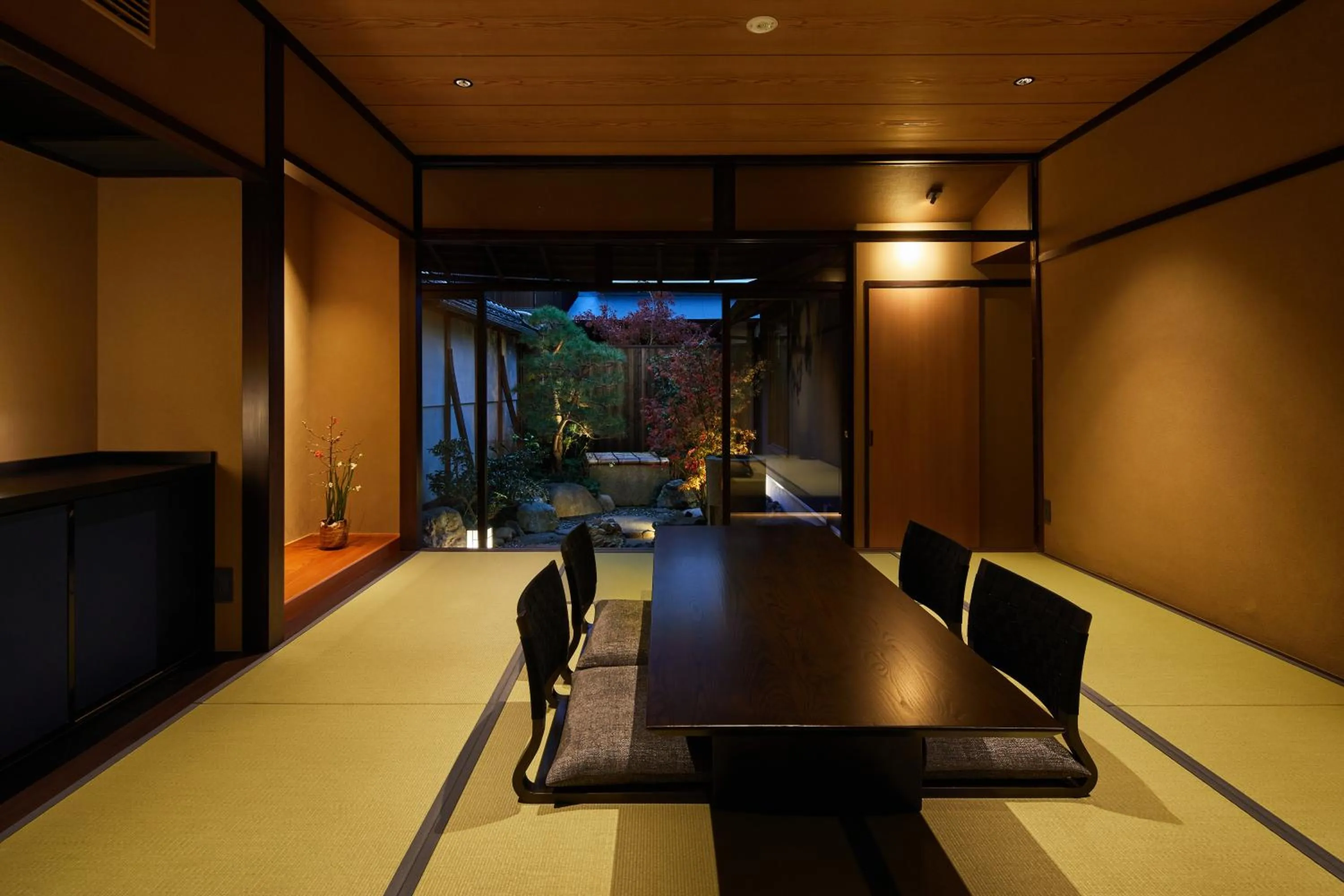 Patio in Enso Machiya