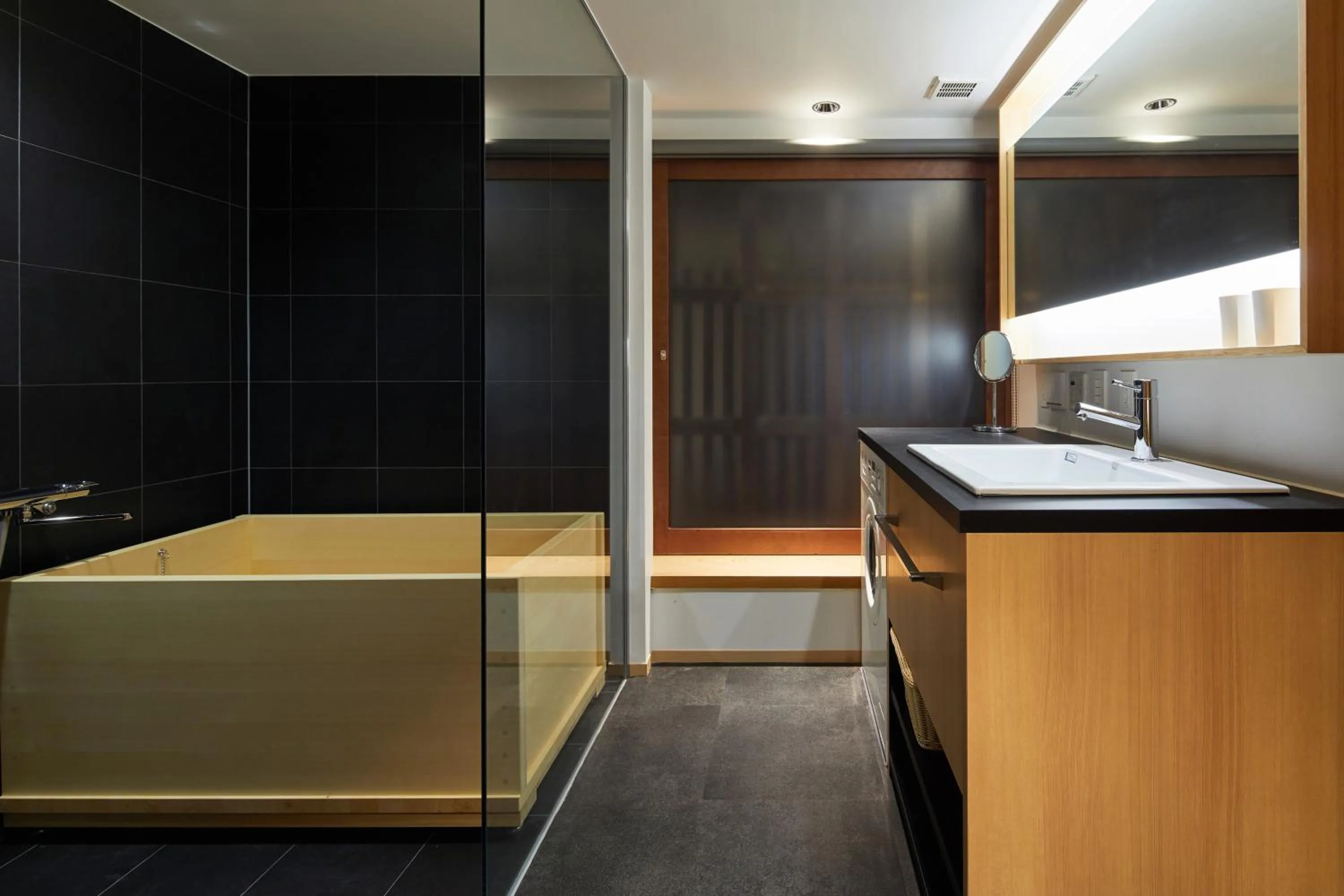 Bathroom in Enso Machiya