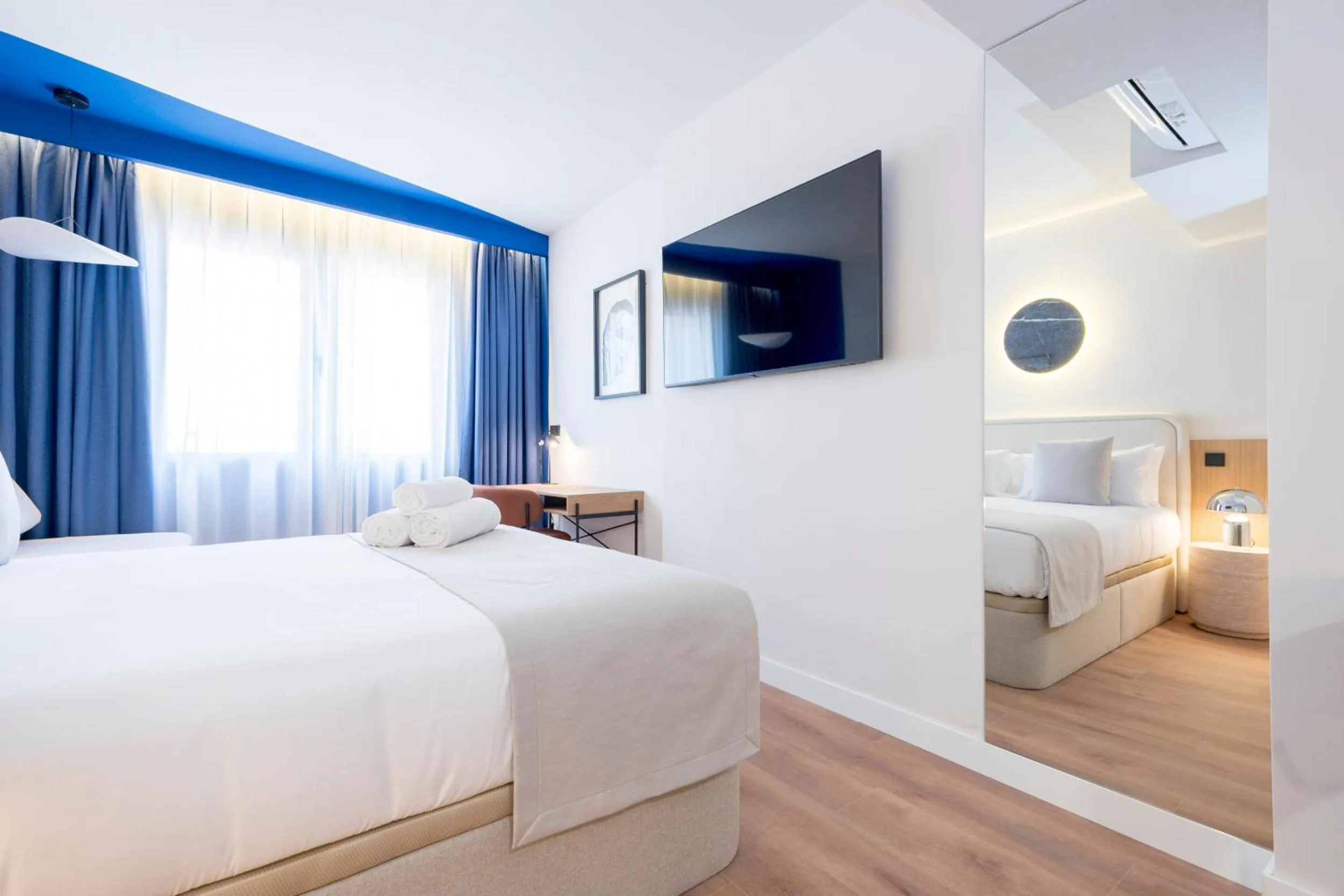 Bed in Iconic Suites