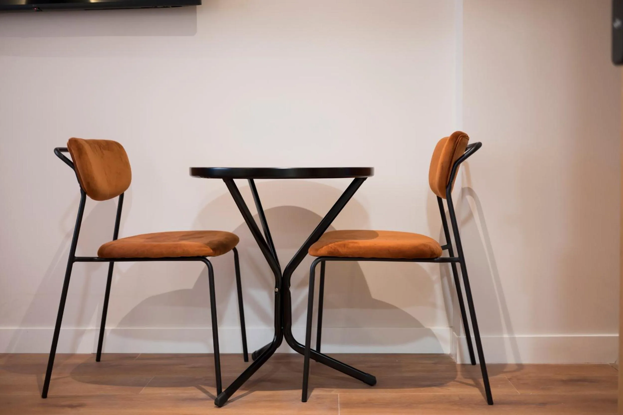 Dining area in Iconic Suites