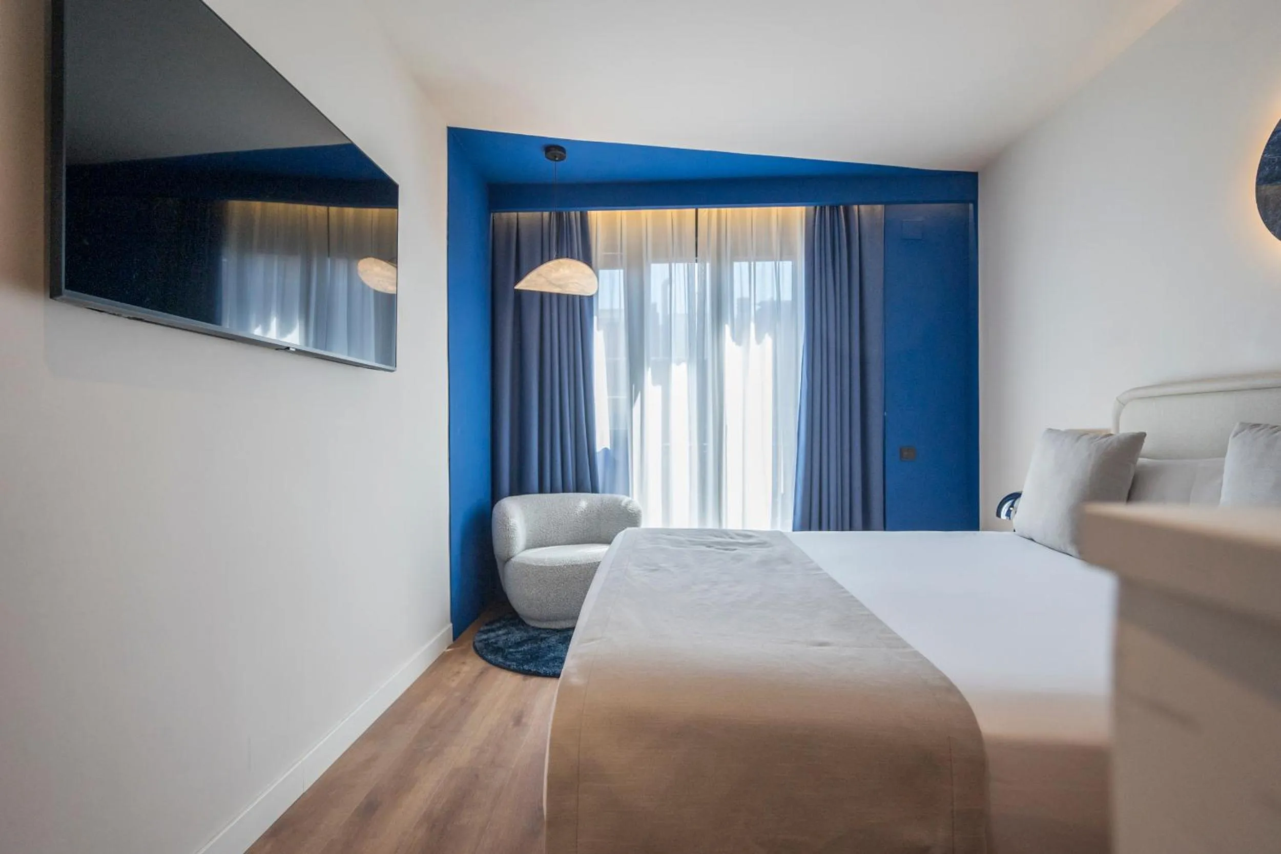 Bed in Iconic Suites