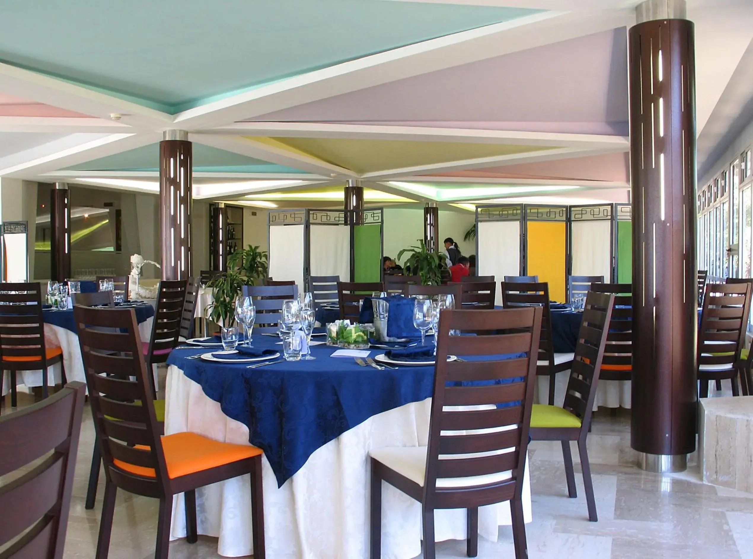 Restaurant/places to eat in Torre Del Sole Restaurant/places to eat in Torre Del Sole