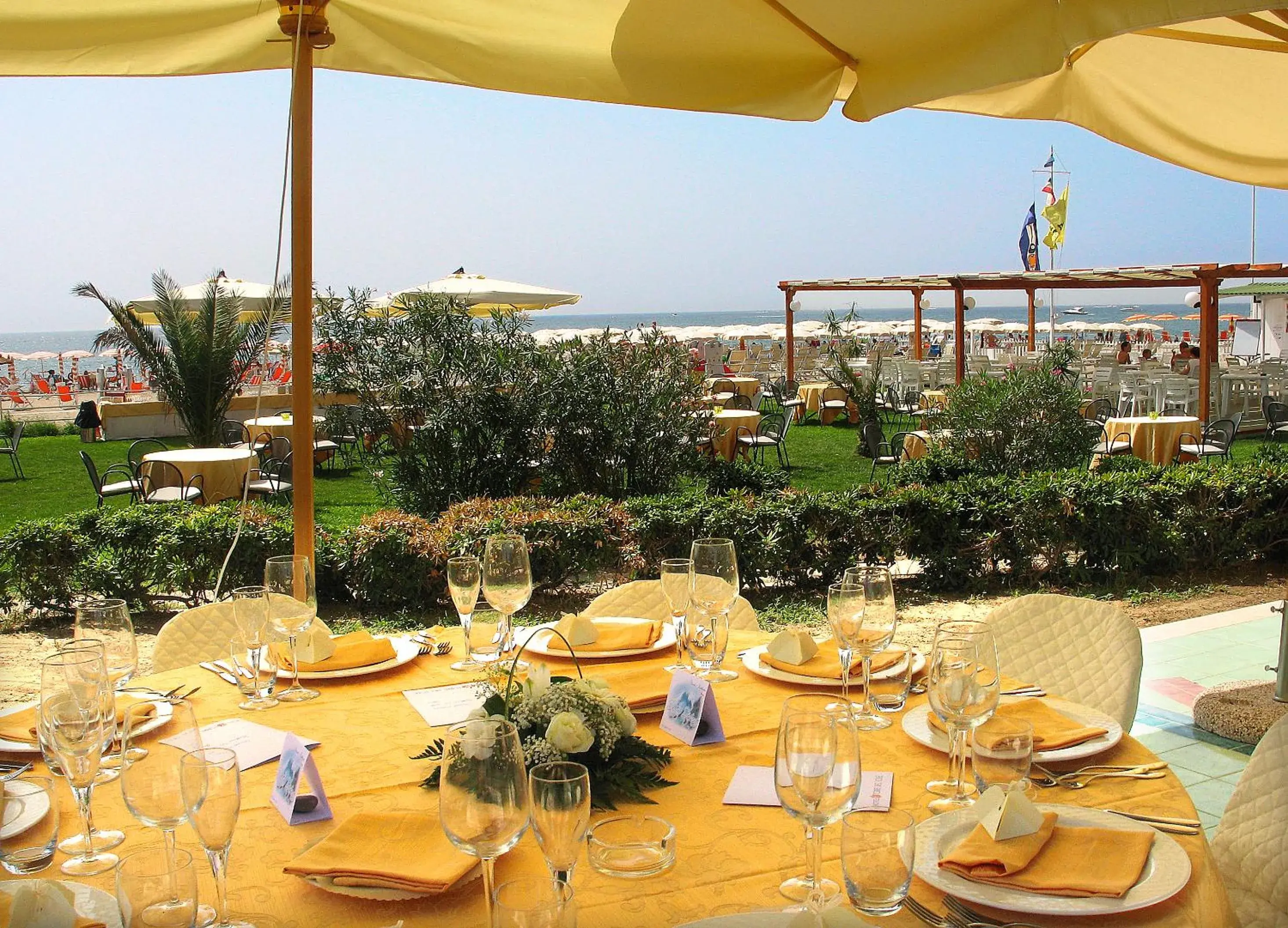Restaurant/places to eat in Torre Del Sole Restaurant/places to eat in Torre Del Sole
