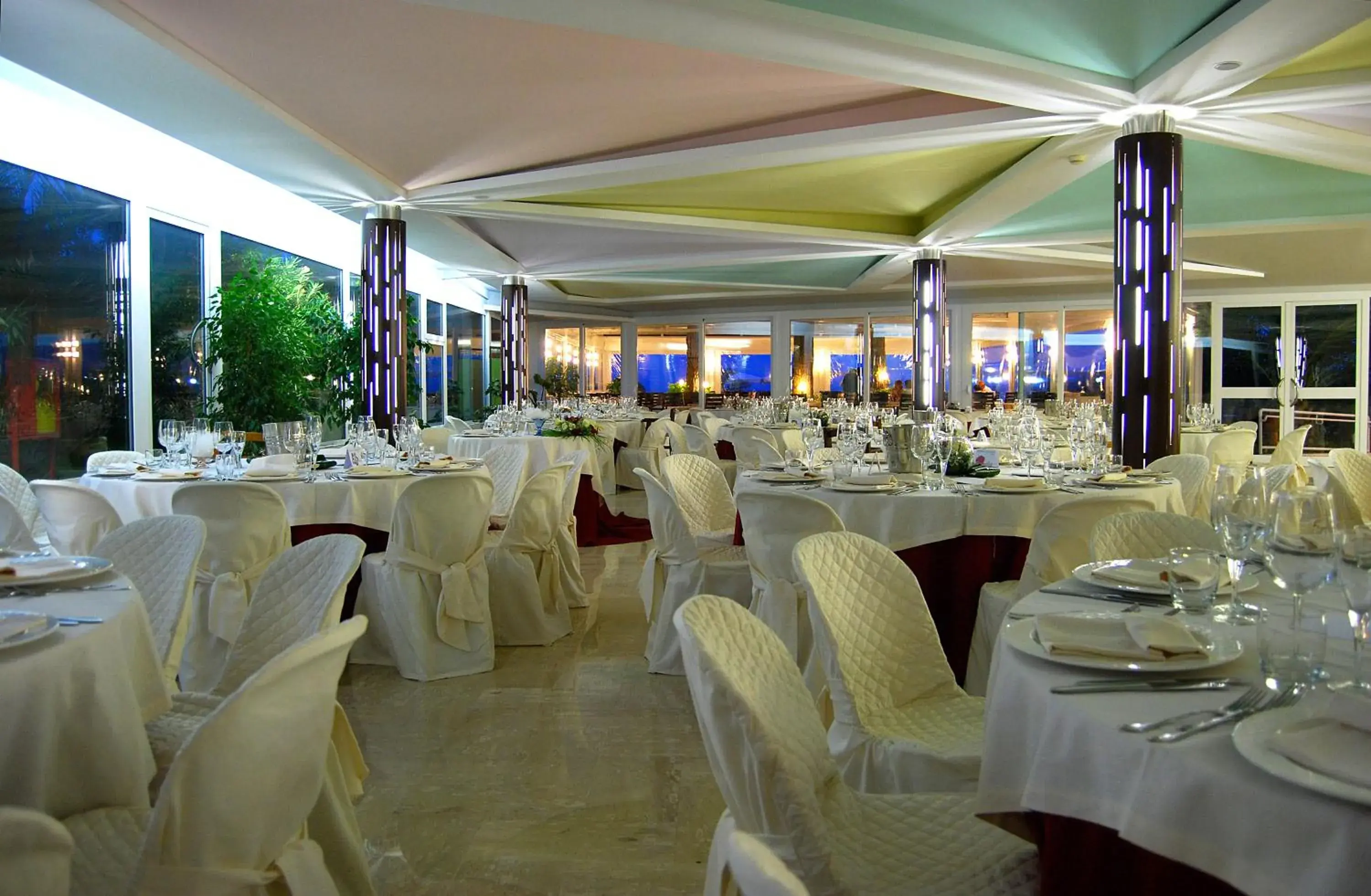 Restaurant/places to eat in Torre Del Sole Restaurant/places to eat in Torre Del Sole