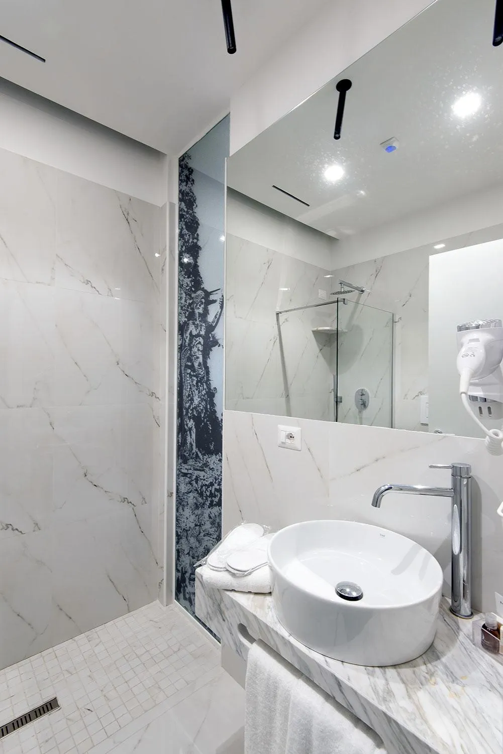 Shower in Hotel Fiorentina