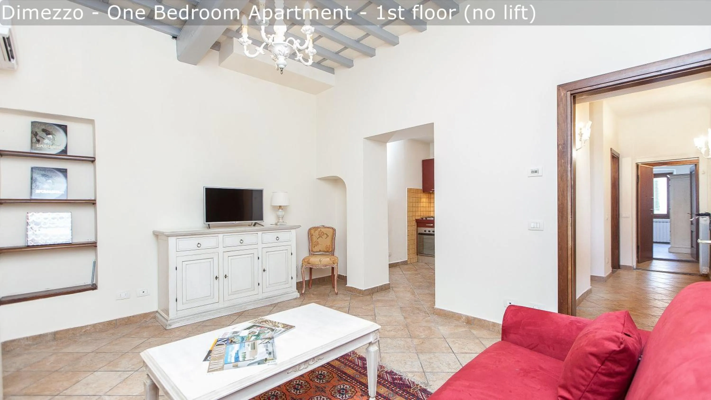 Living room in Palazzuolo Tower Apartments by Mamo Florence