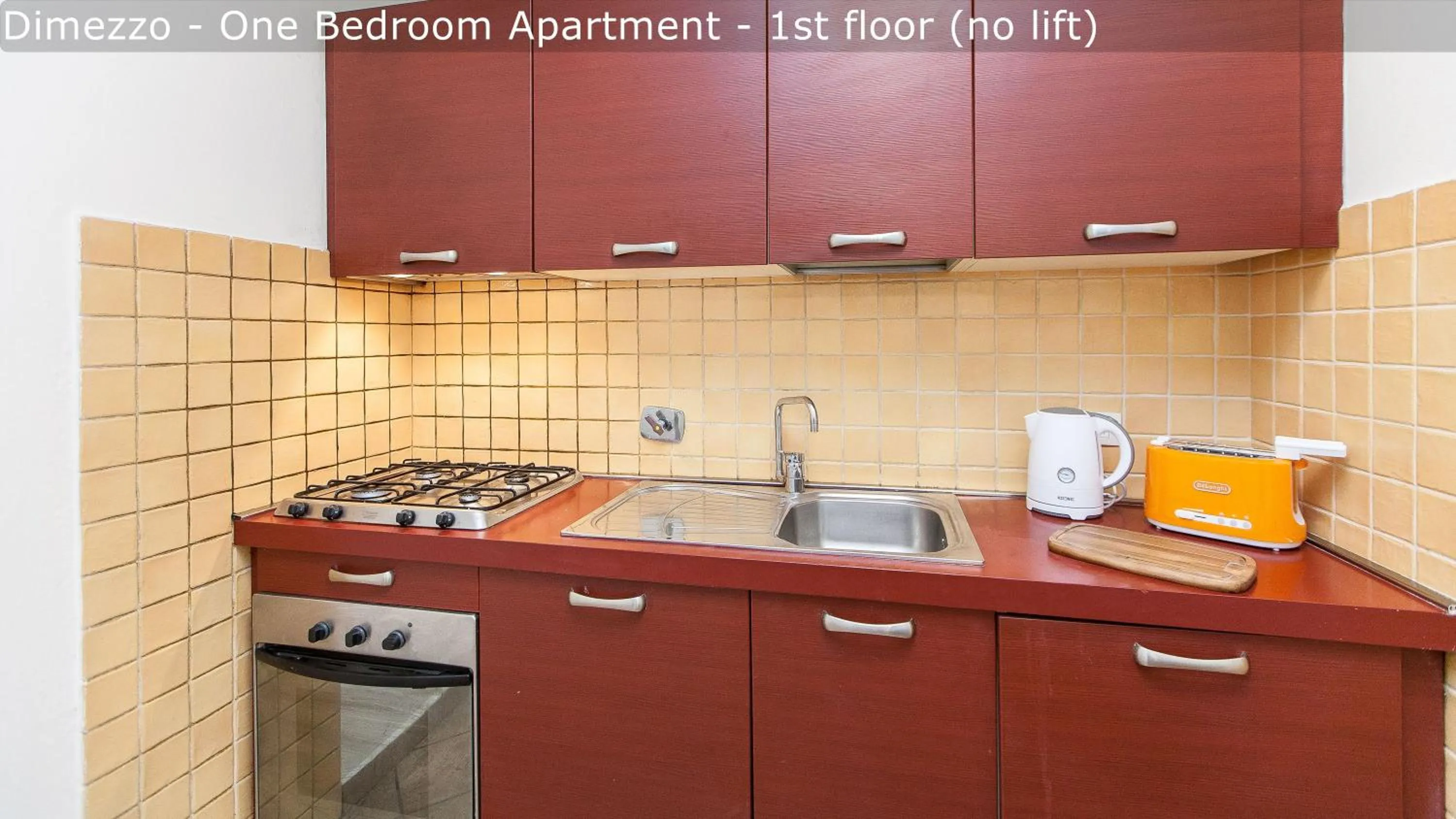 Kitchen or kitchenette in Palazzuolo Tower Apartments by Mamo Florence