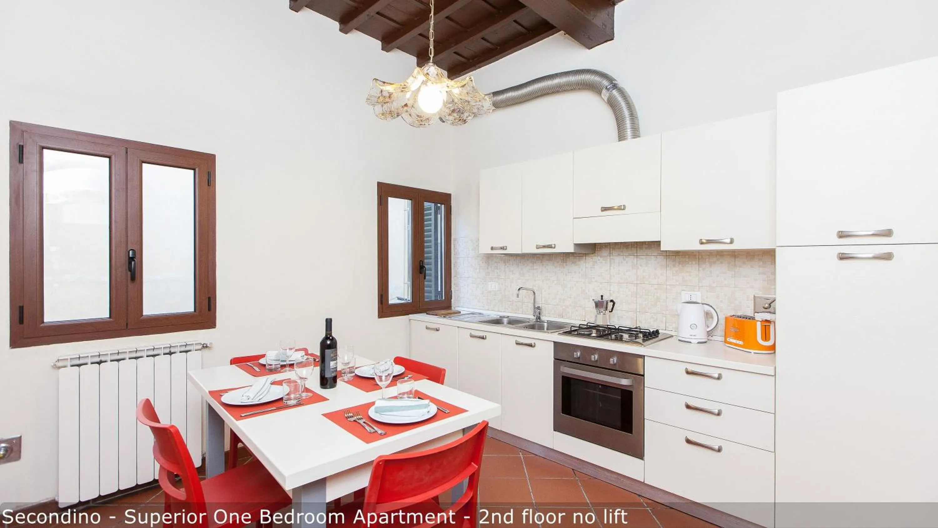 Kitchen or kitchenette in Palazzuolo Tower Apartments by Mamo Florence