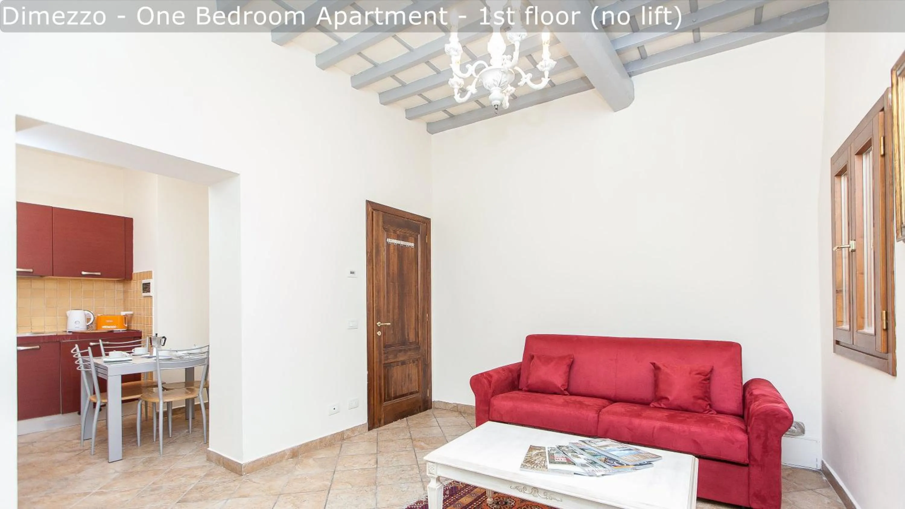 Living room in Palazzuolo Tower Apartments by Mamo Florence