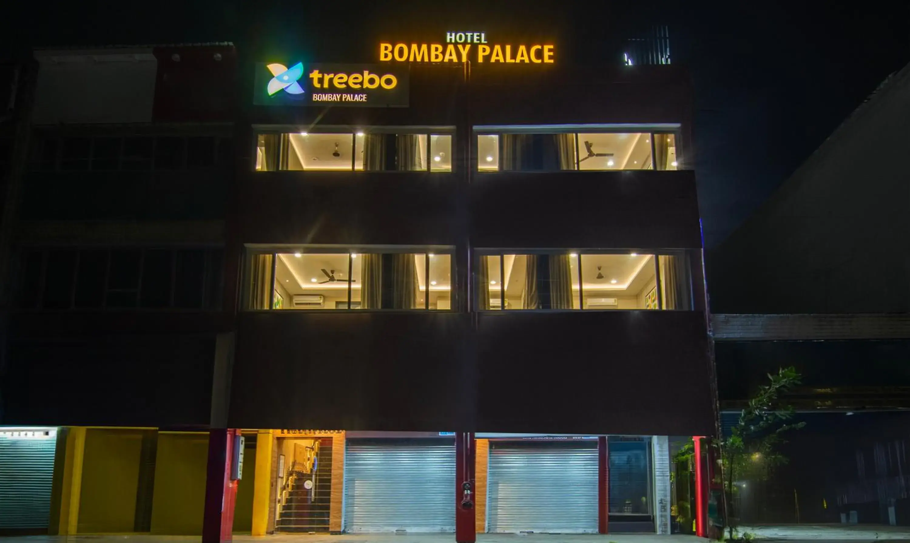 Property building in Treebo Bombay Palace Property building in Treebo Bombay Palace