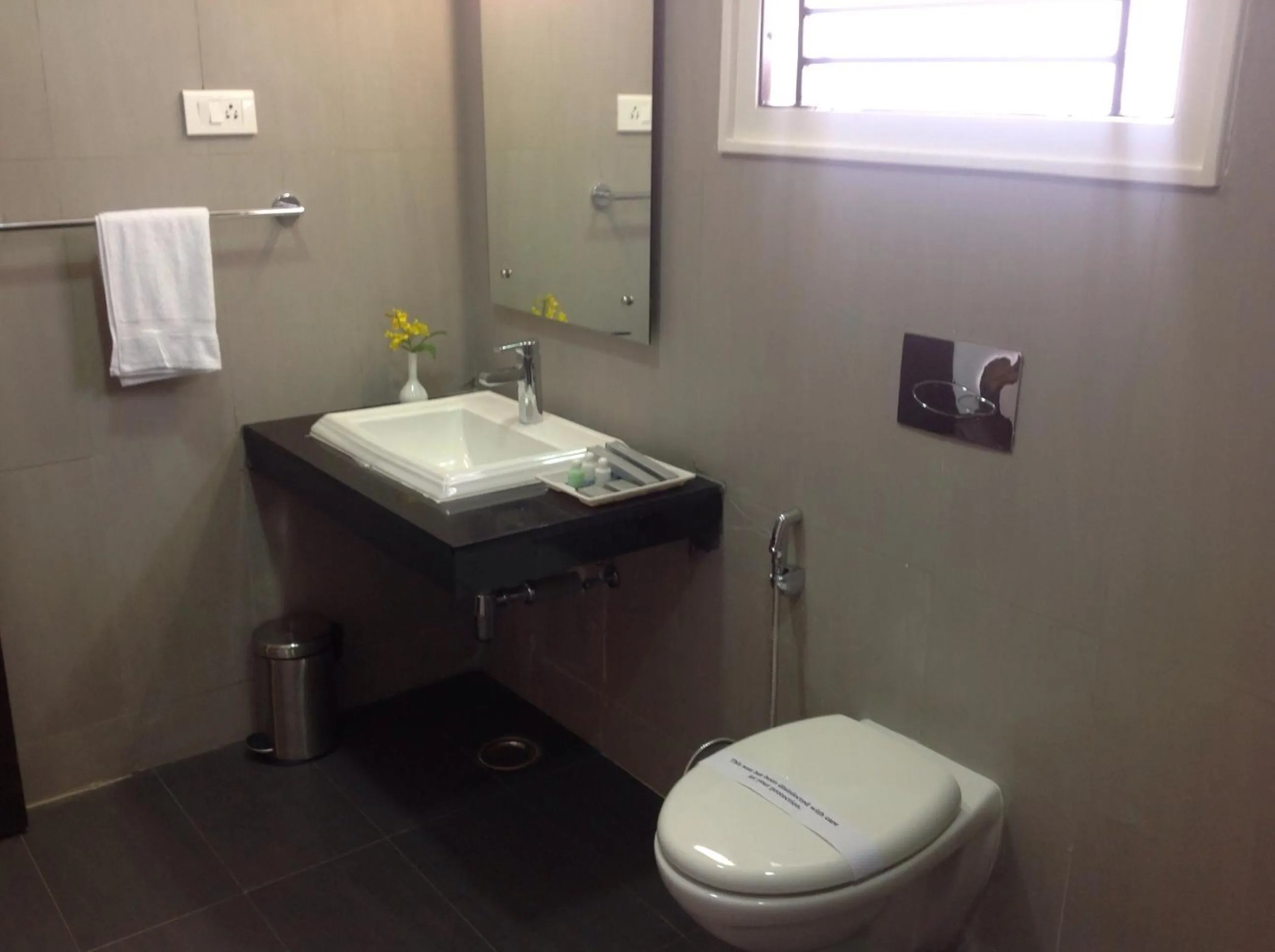 Bathroom in R T Hill View