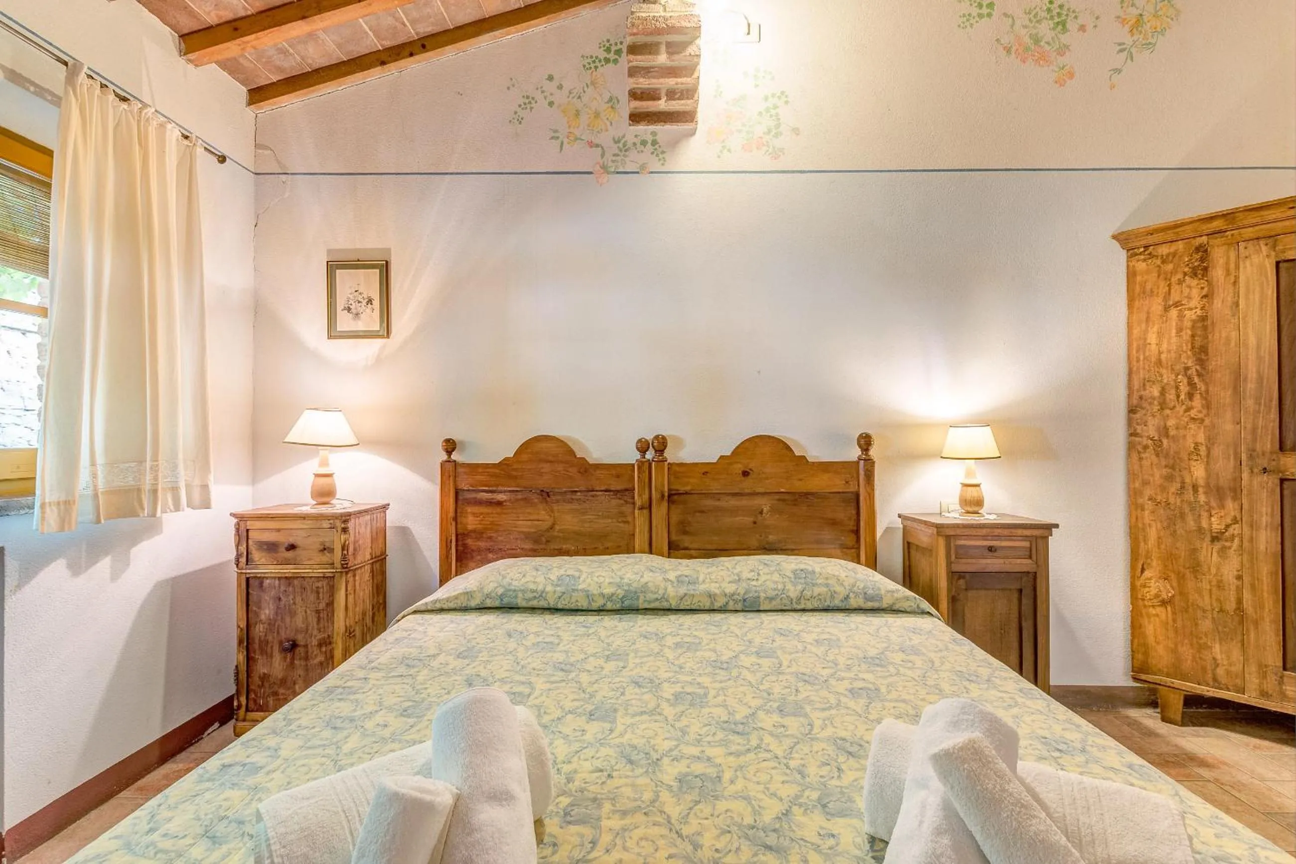 Bedroom, Bed in Agriturismo Il poggiarello