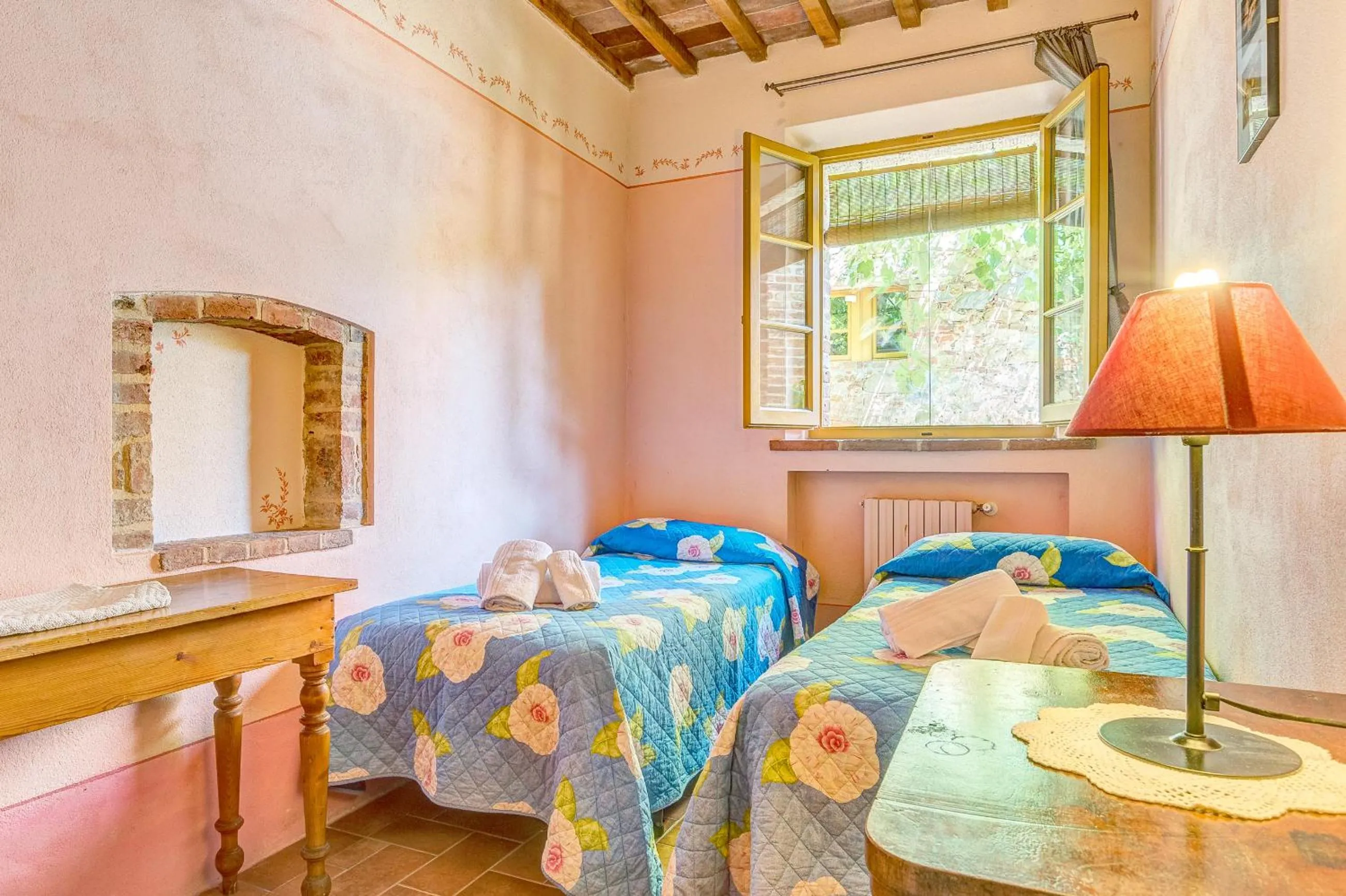 Bedroom, Bed in Agriturismo Il poggiarello