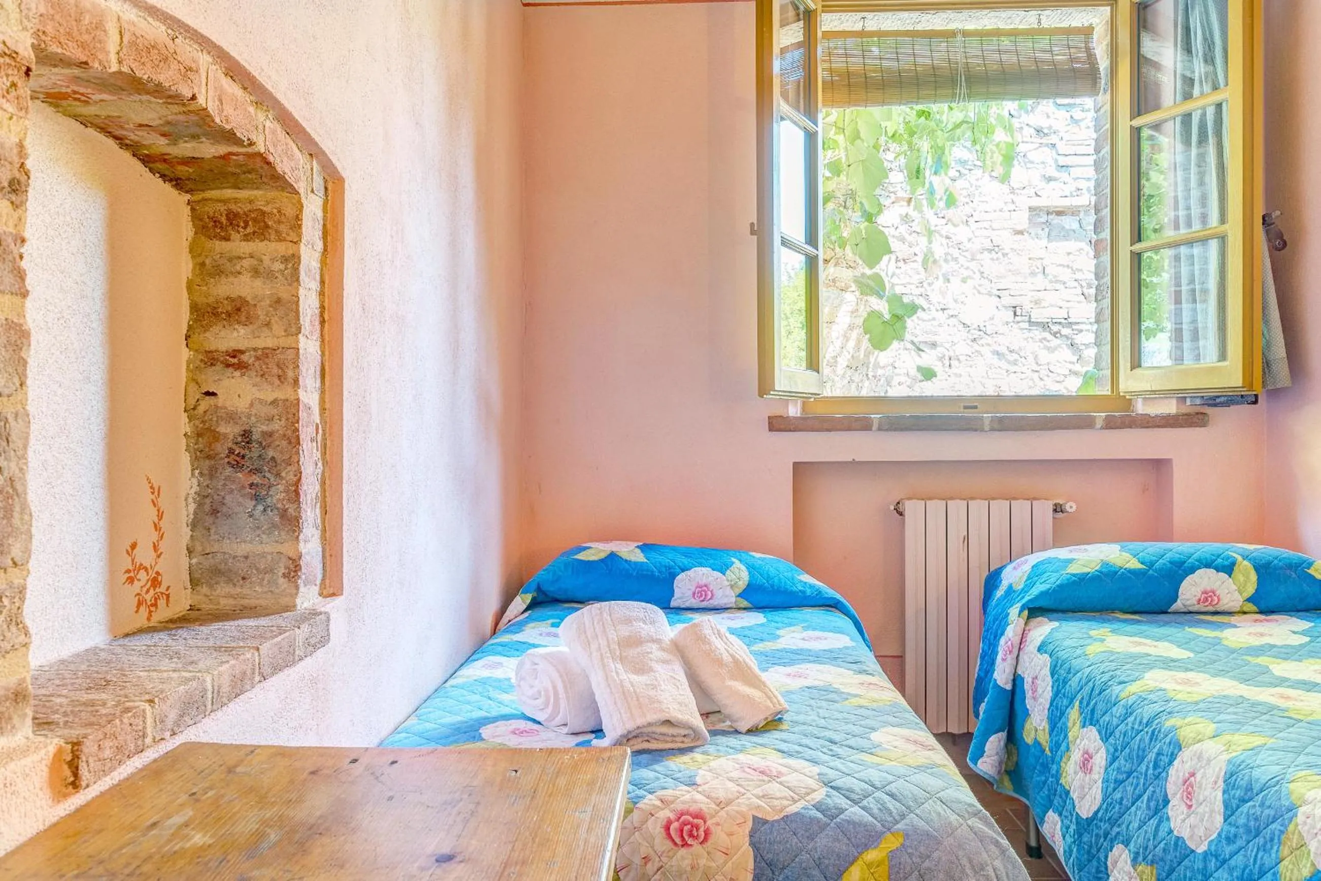 Bedroom, Bed in Agriturismo Il poggiarello