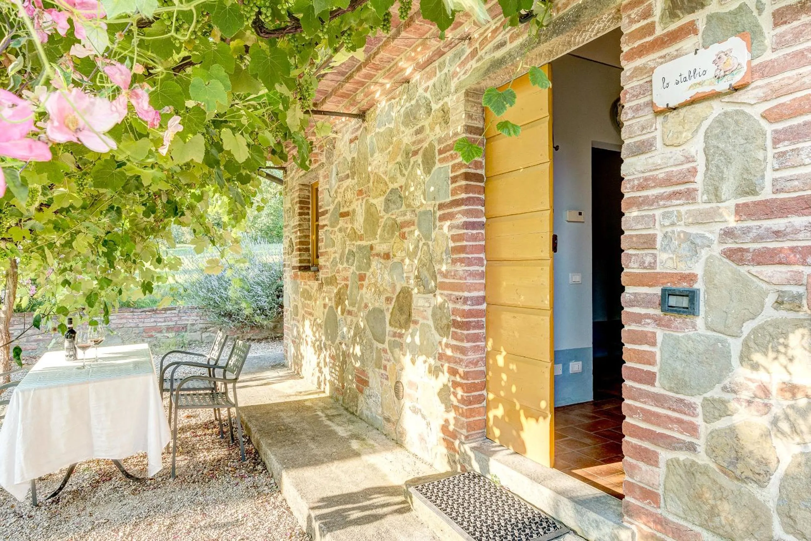 Patio in Agriturismo Il poggiarello