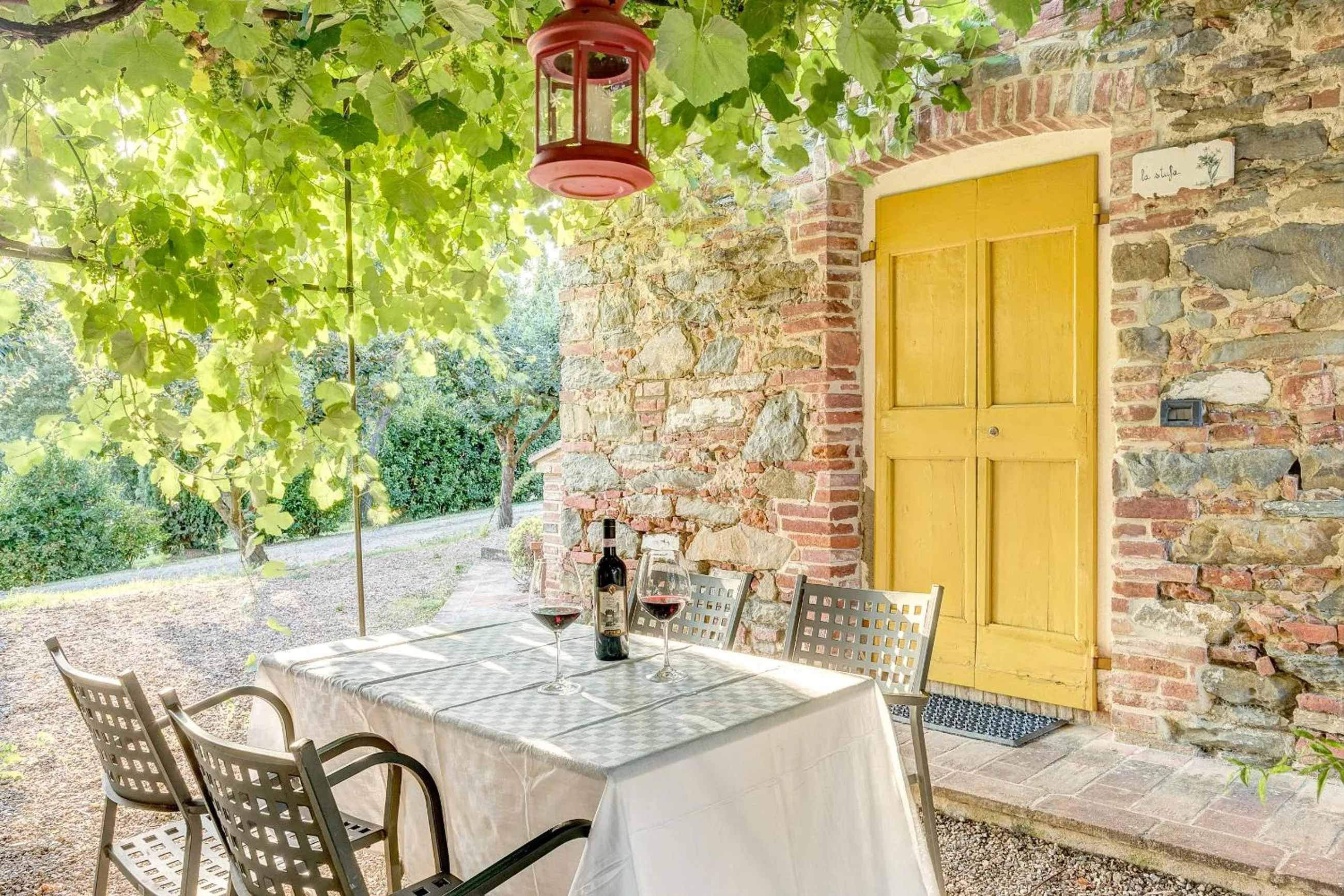 Patio in Agriturismo Il poggiarello
