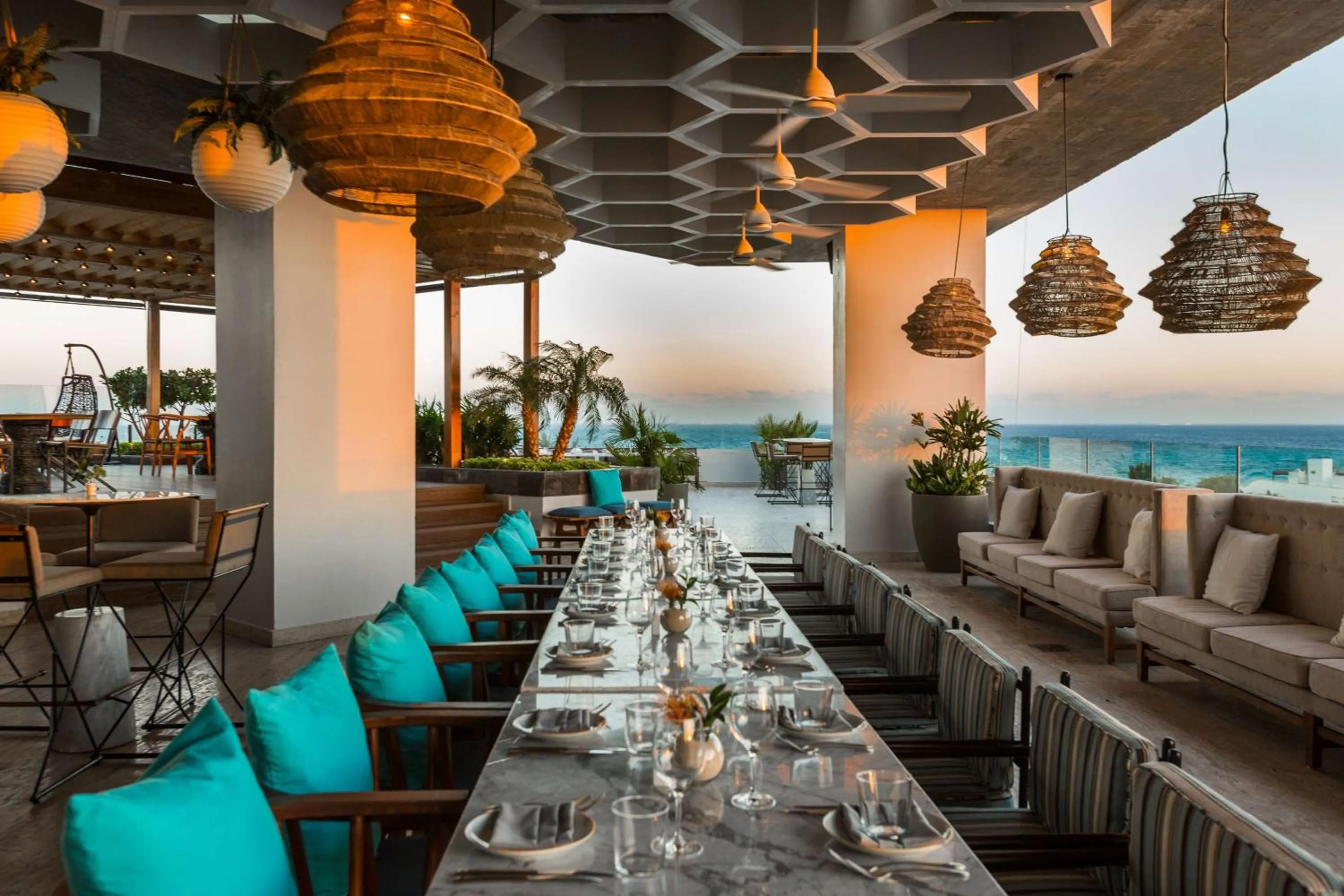 Restaurant/places to eat in Thompson Playa Del Carmen Main House, by Hyatt