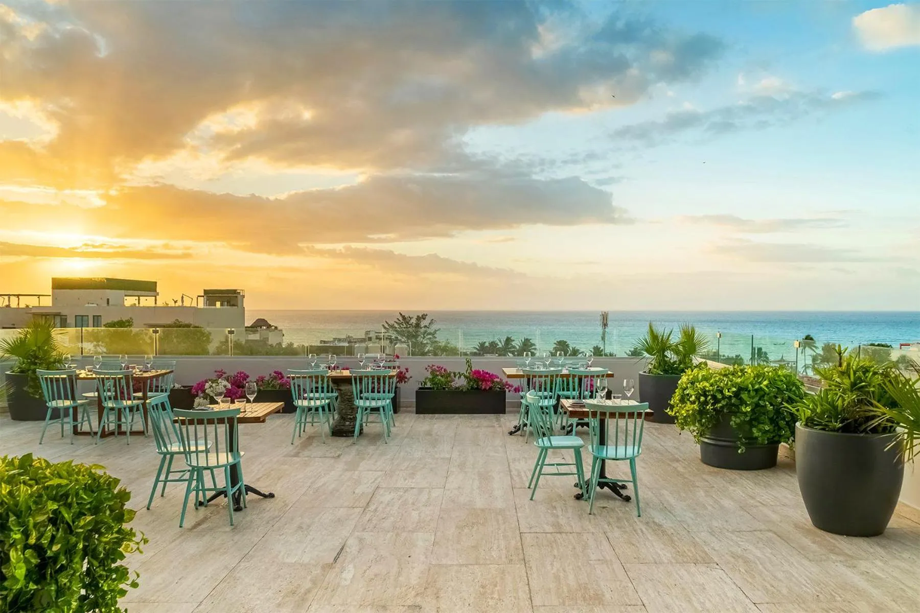 Restaurant/places to eat in Thompson Playa Del Carmen Main House, by Hyatt