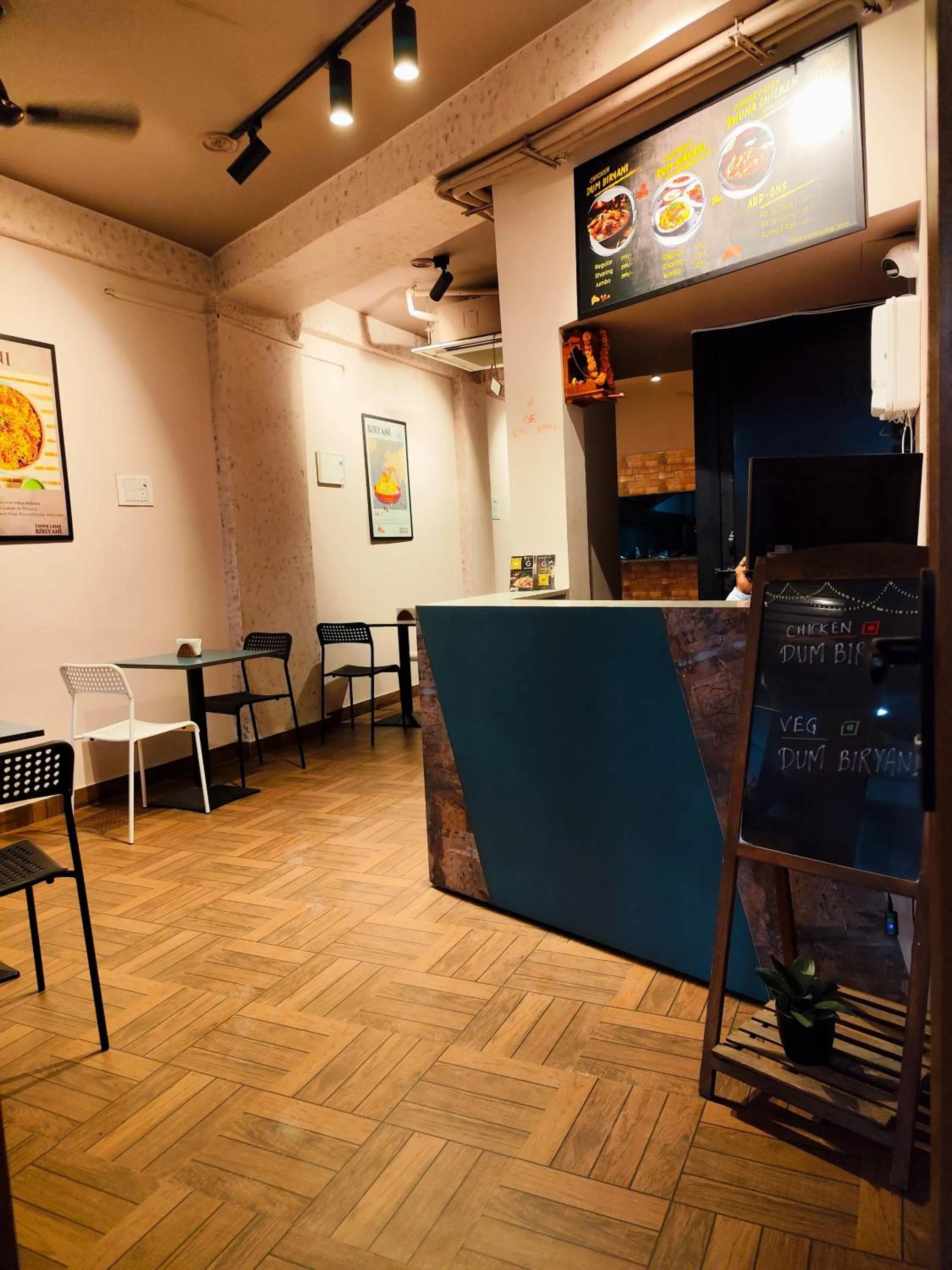 Restaurant/places to eat in C2 Pods