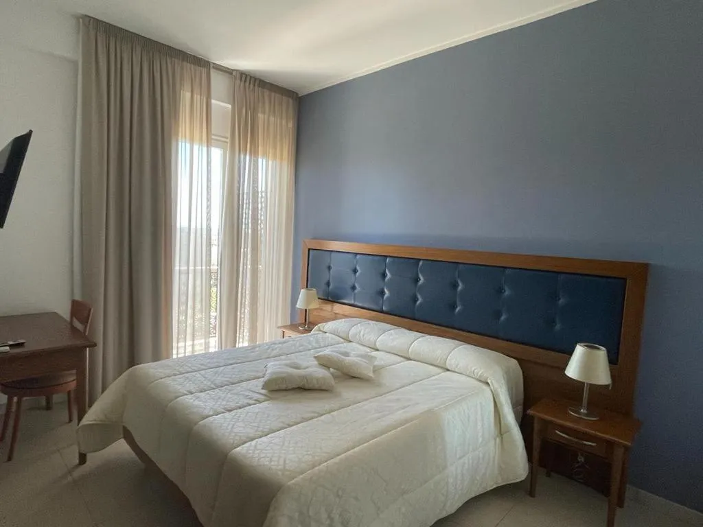 Photo of the whole room, Bed in Hotel Posidonia