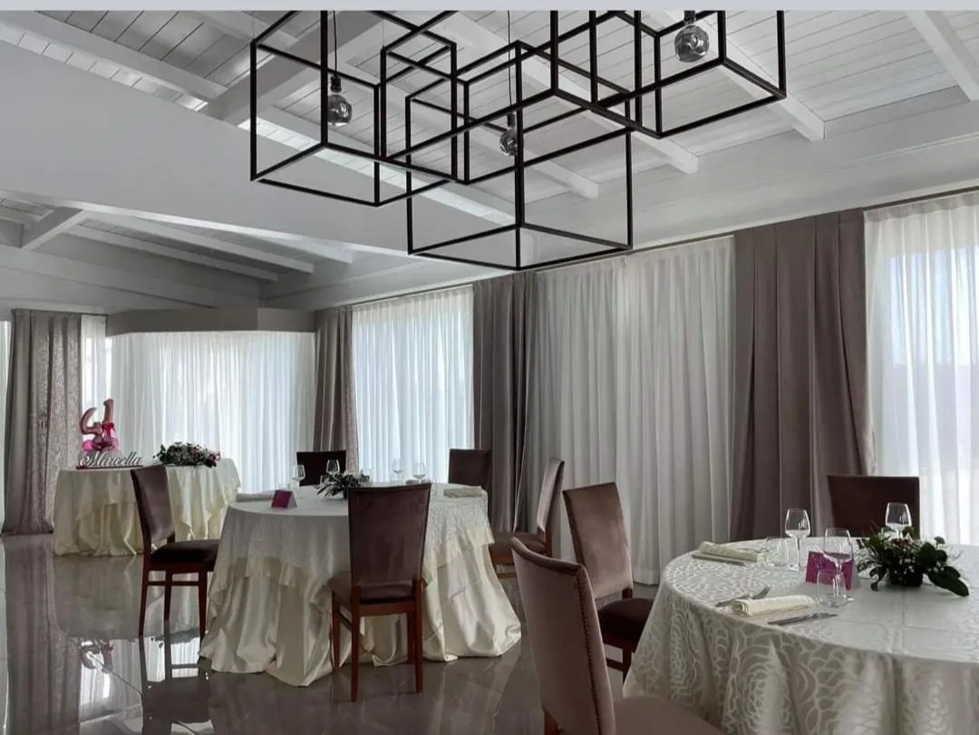 Restaurant/places to eat in Hotel Posidonia