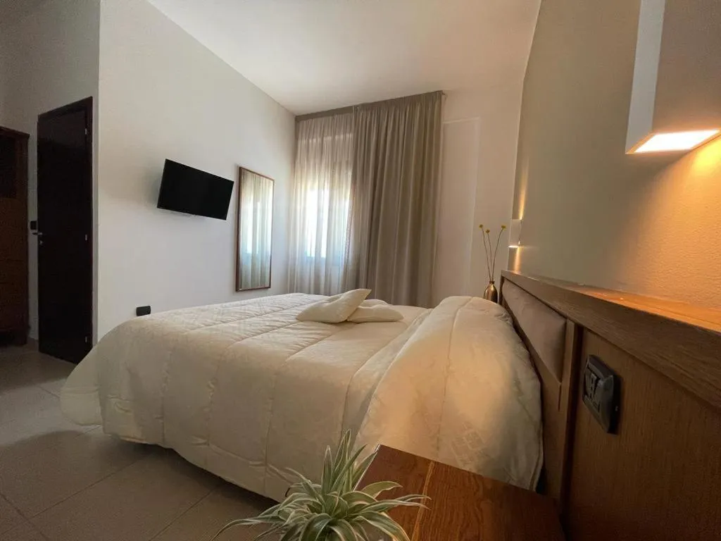 Photo of the whole room, Bed in Hotel Posidonia