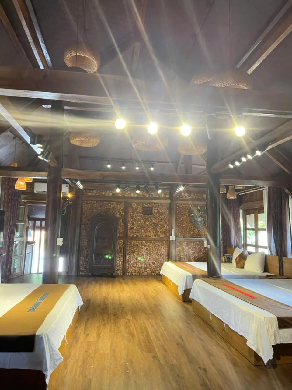 Bed in Mật Retreat