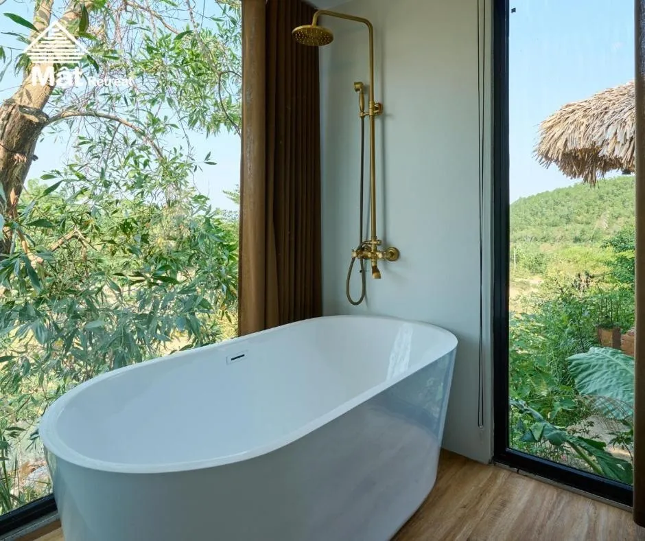 Bathroom in Mật Retreat