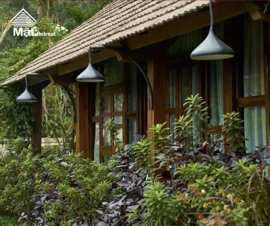 Mật Retreat