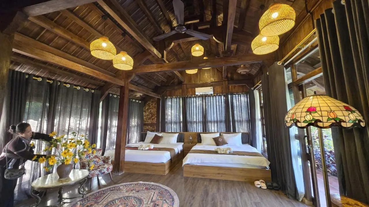 Bed in Mật Retreat