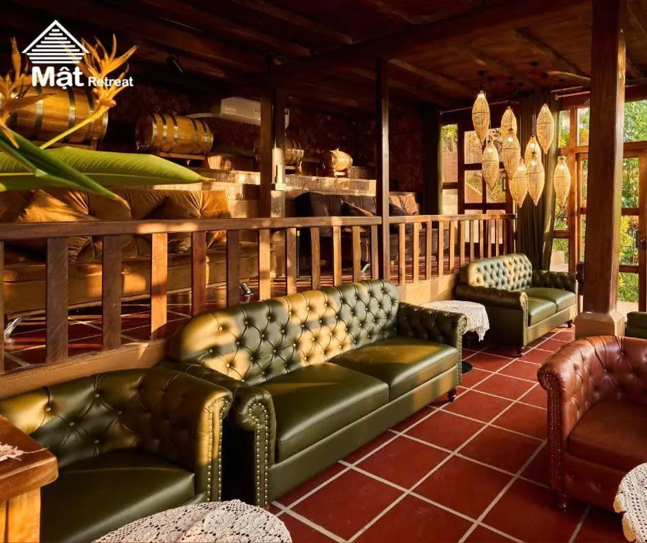 Mật Retreat