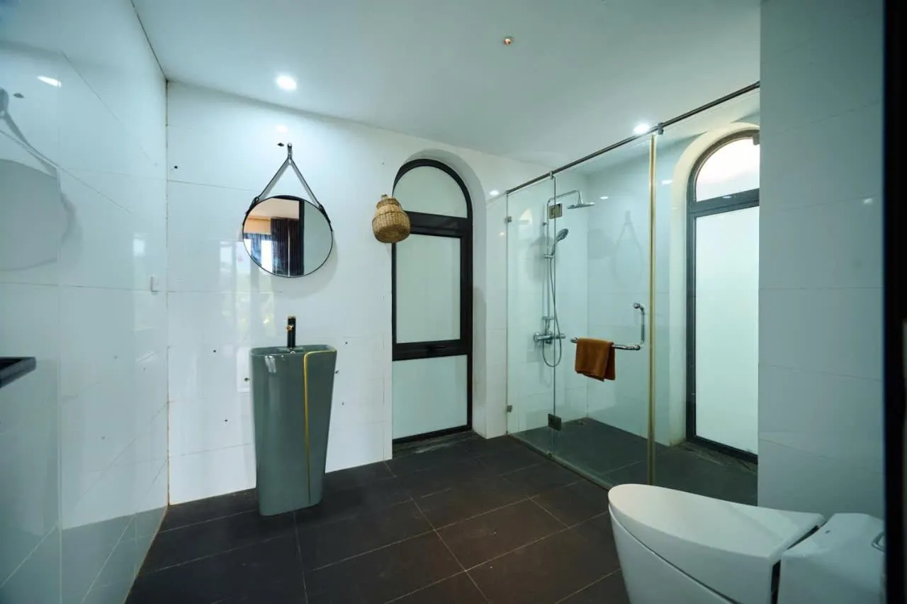 Bathroom in Mật Retreat